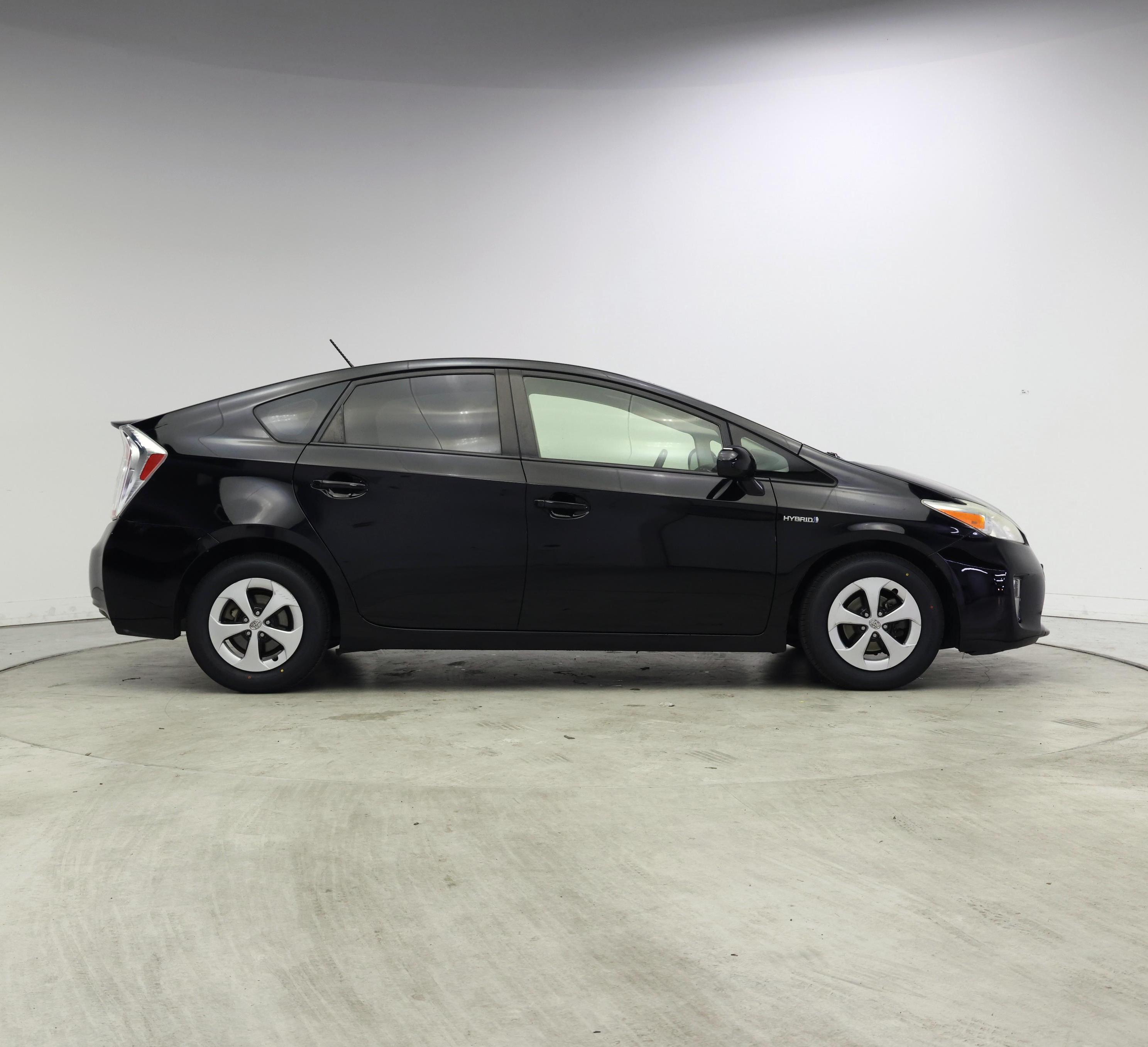 Thumbnail: 2014 Toyota Prius - 7