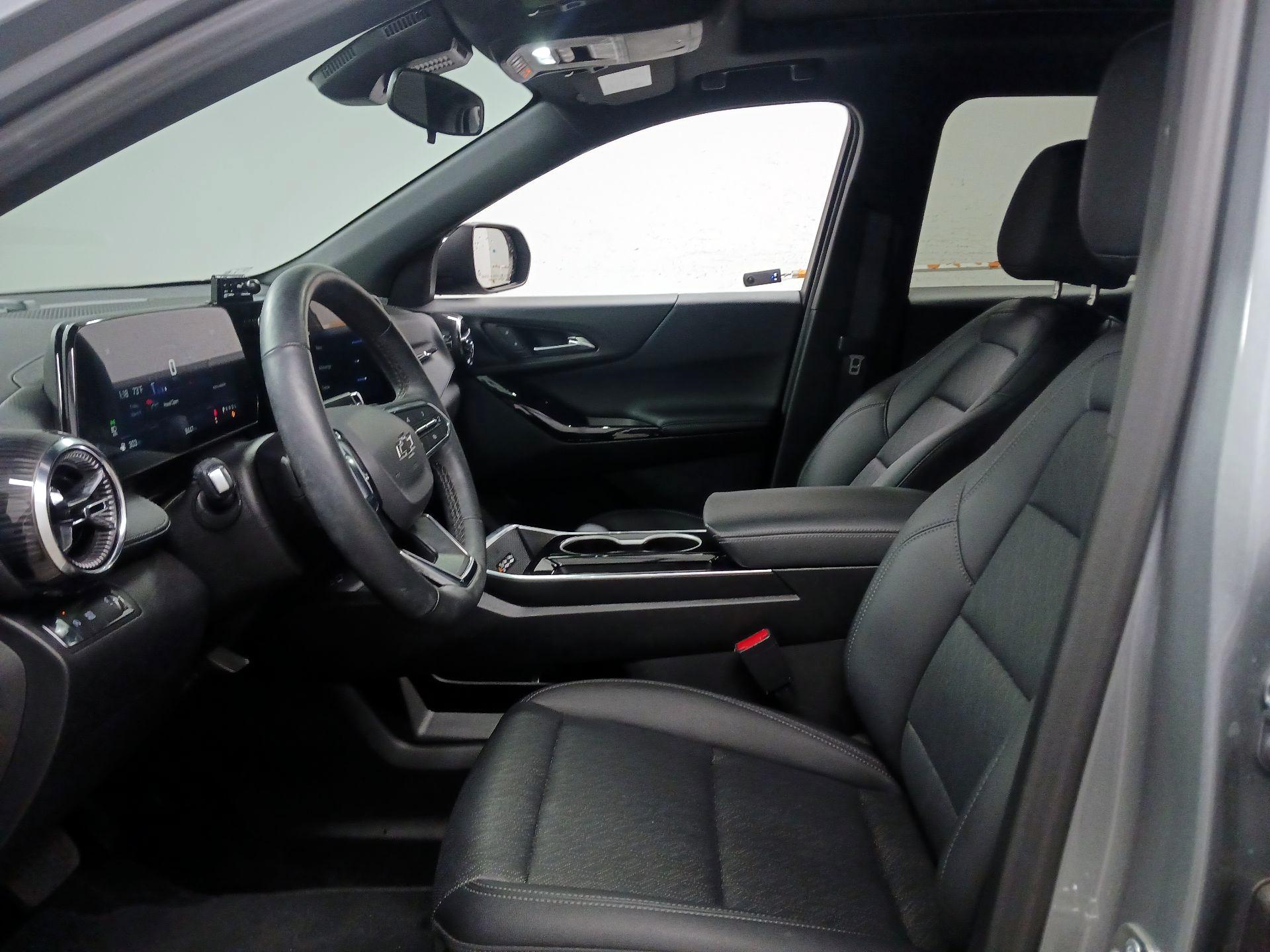 Thumbnail: 2025 Chevrolet Equinox - 11