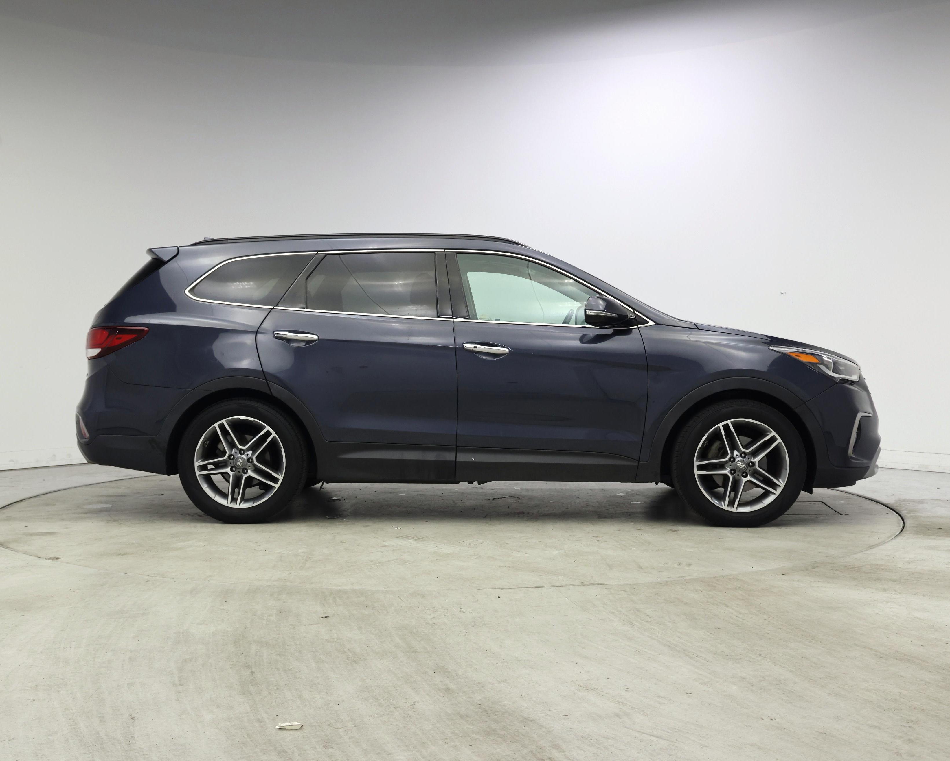 Thumbnail: 2017 Hyundai Santa Fe - 7