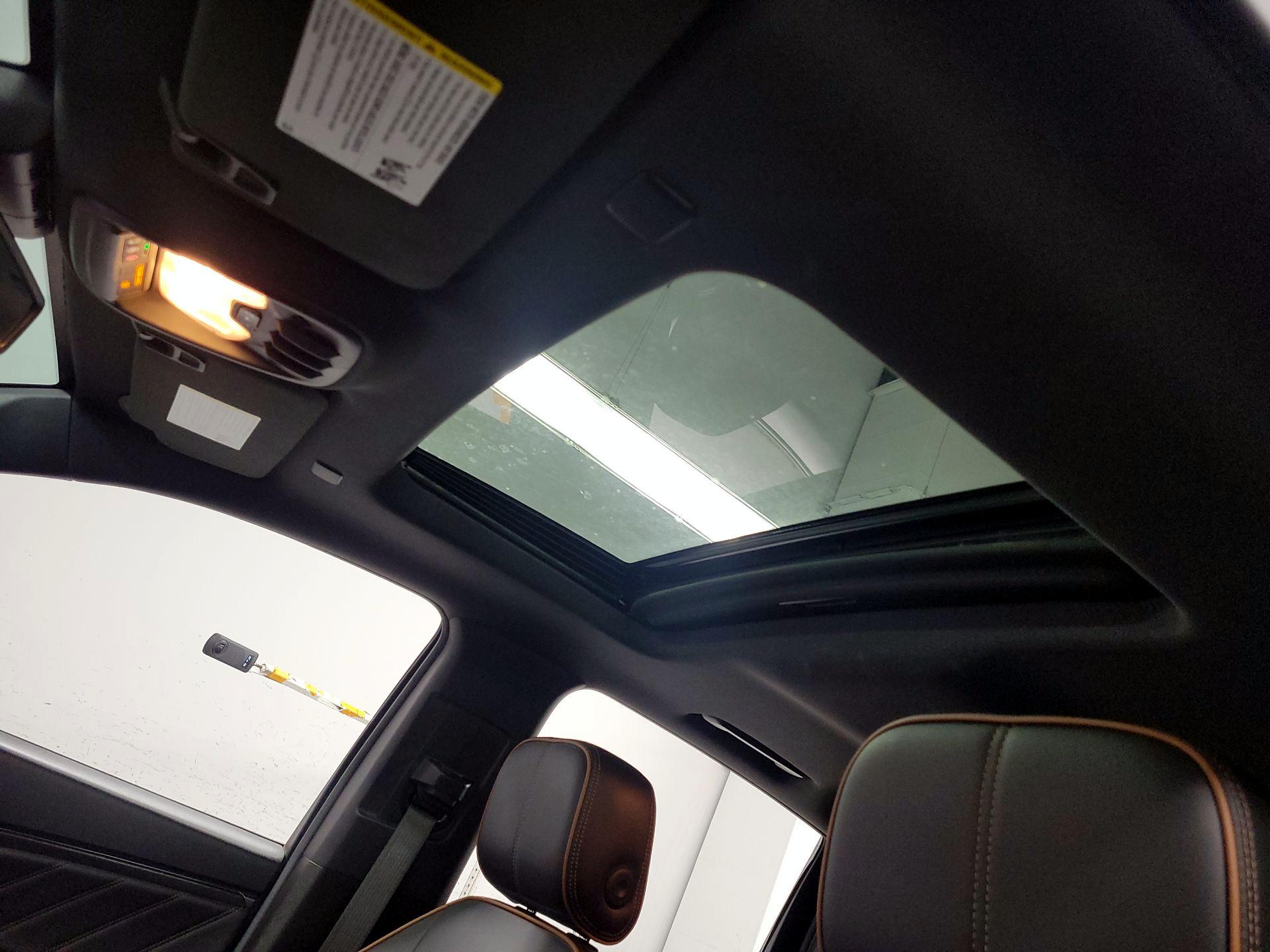 Thumbnail: 2023 GMC Canyon - 19