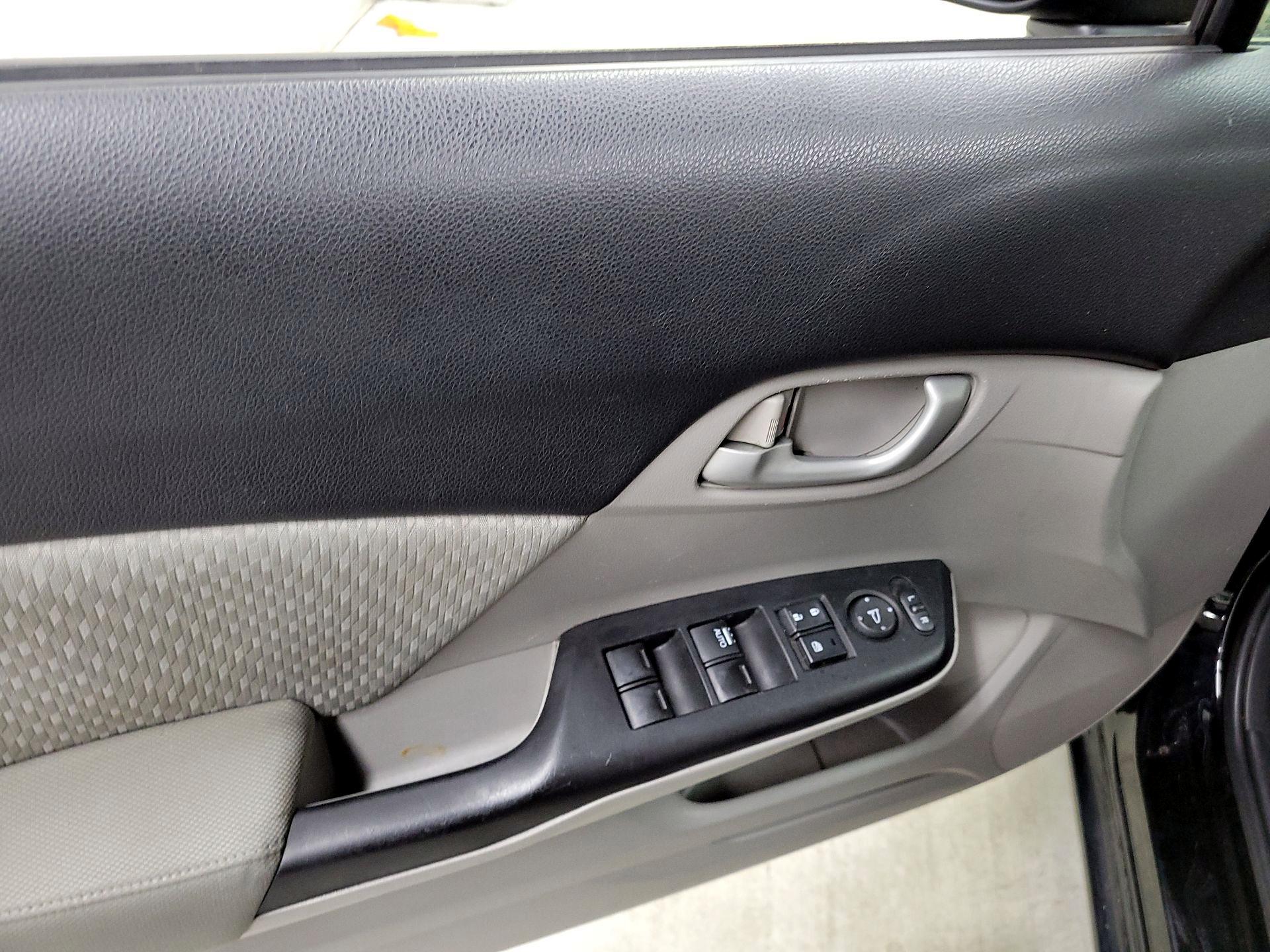 Thumbnail: 2014 Honda Civic - 12