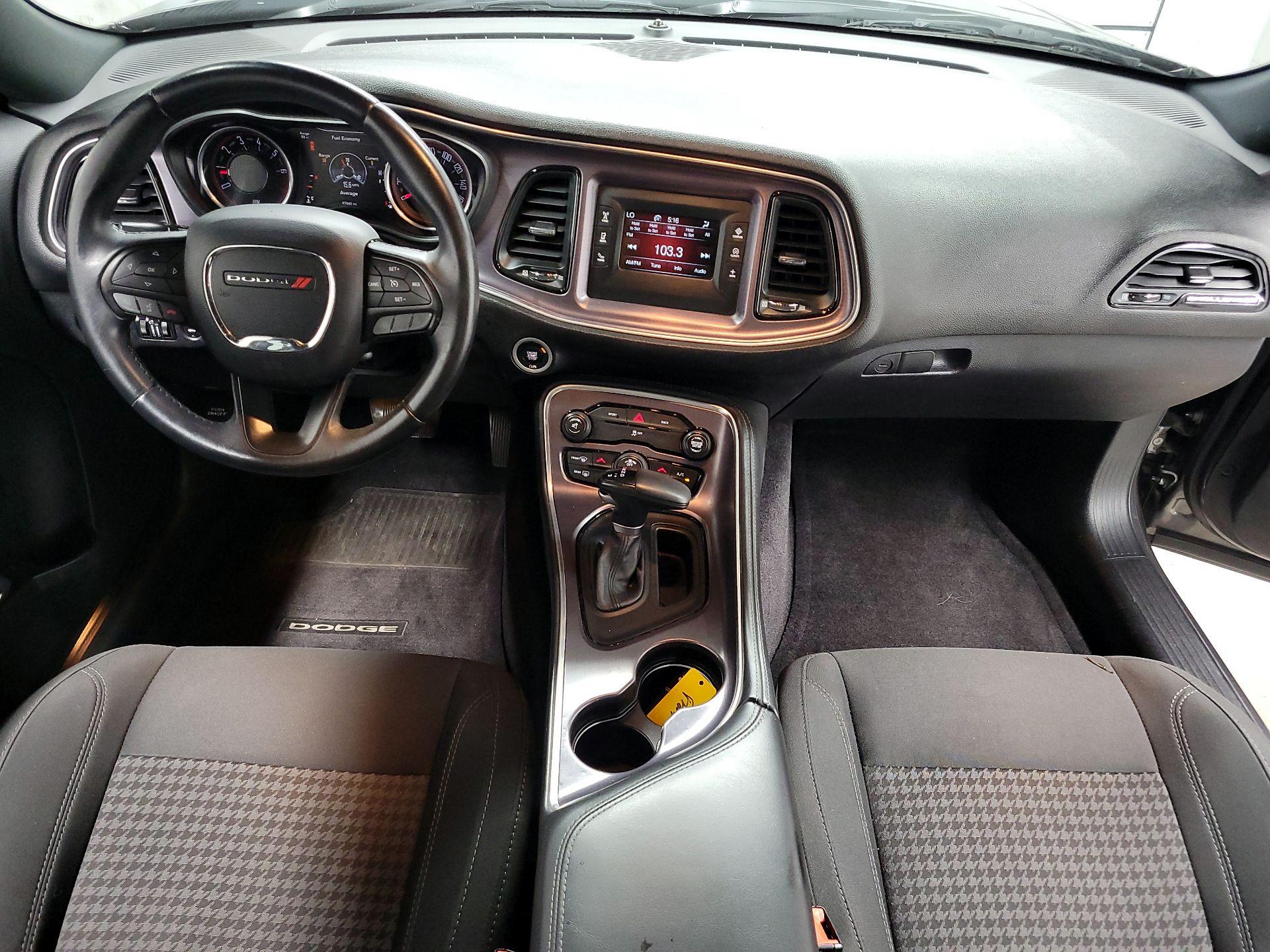 Thumbnail: 2016 Dodge Challenger - 9