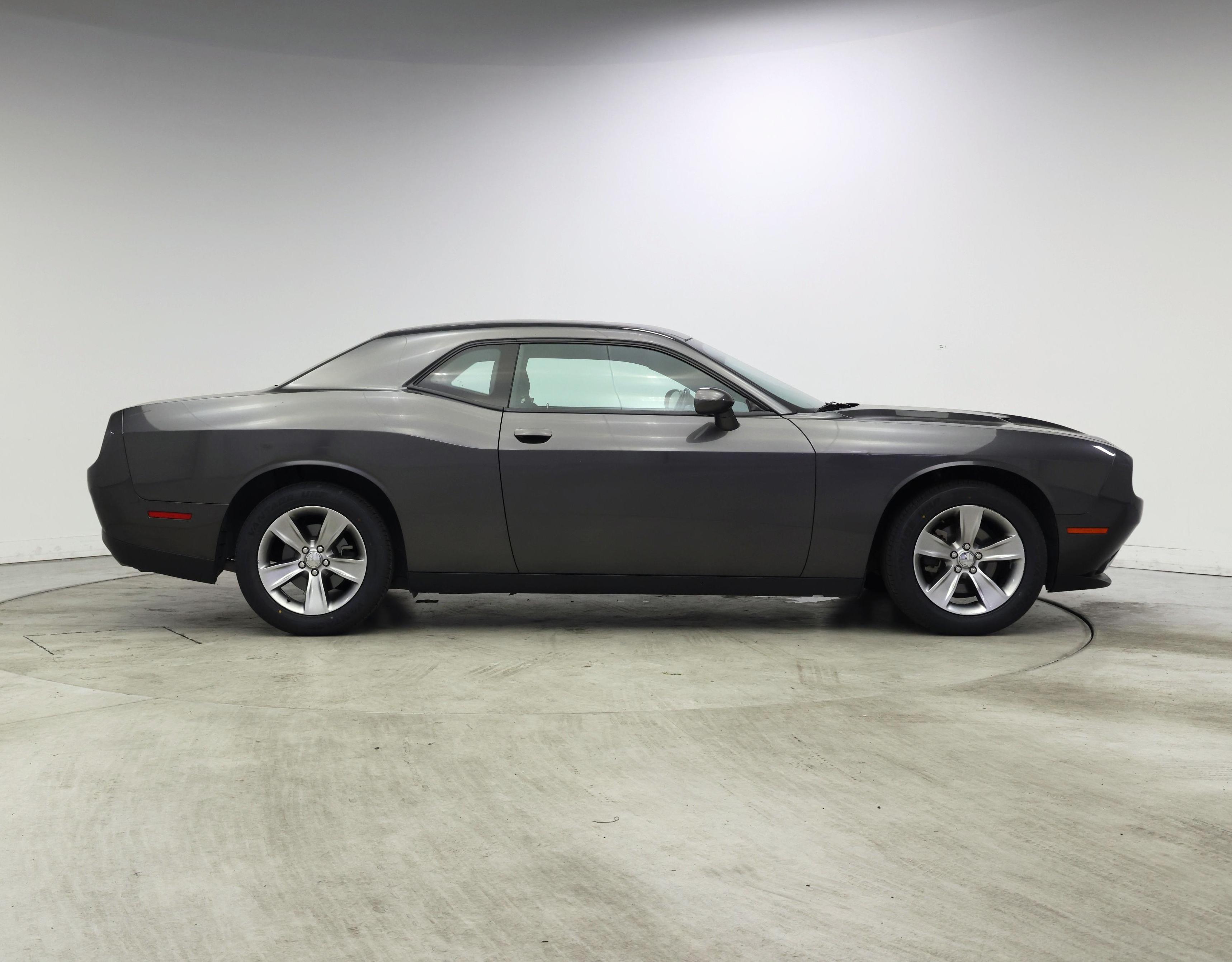 Thumbnail: 2016 Dodge Challenger - 7