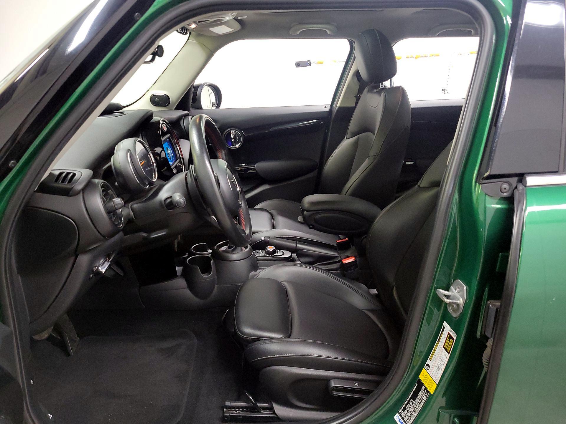 Thumbnail: 2020 MINI Cooper Hardtop - 11