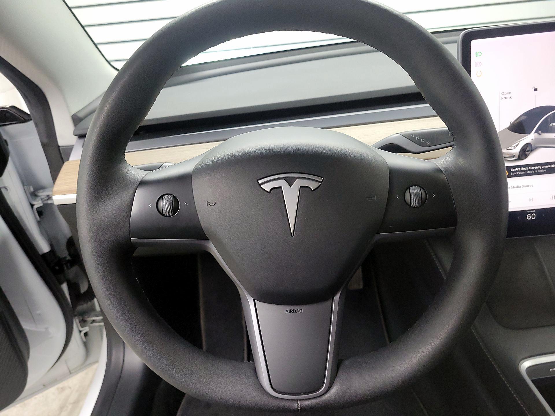 Thumbnail: 2021 Tesla Model 3 - 10