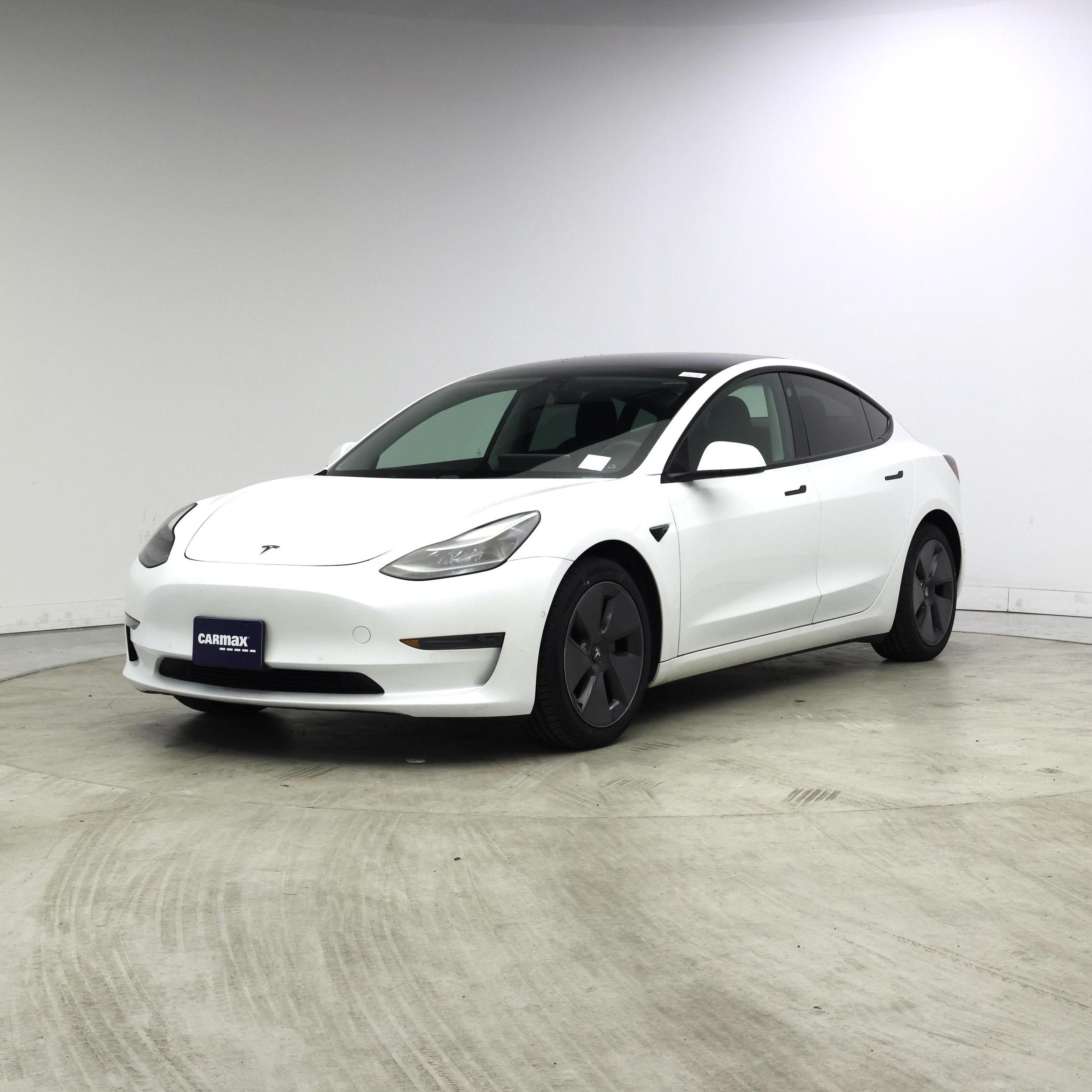 Thumbnail: 2021 Tesla Model 3 - 4