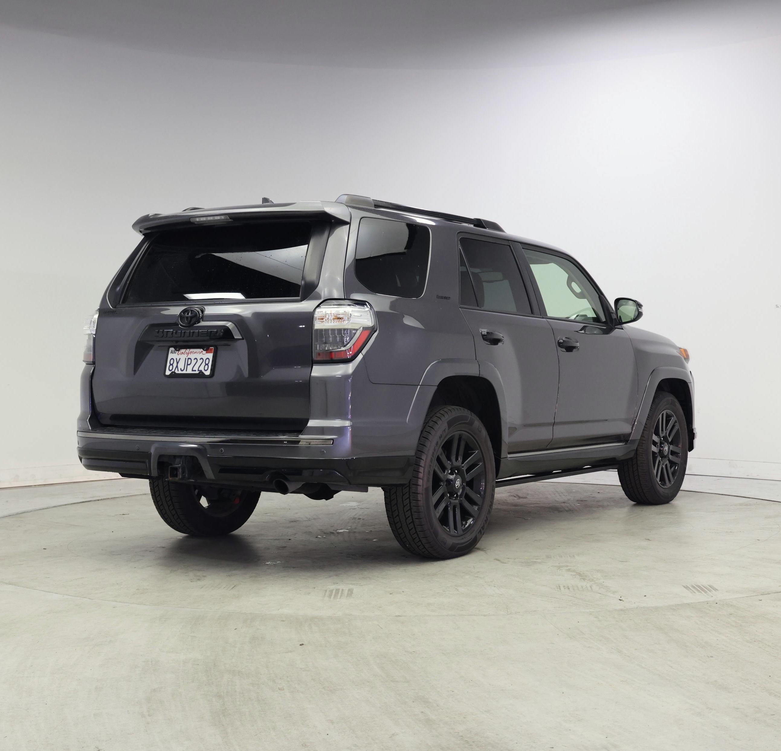 Thumbnail: 2021 Toyota 4Runner - 8