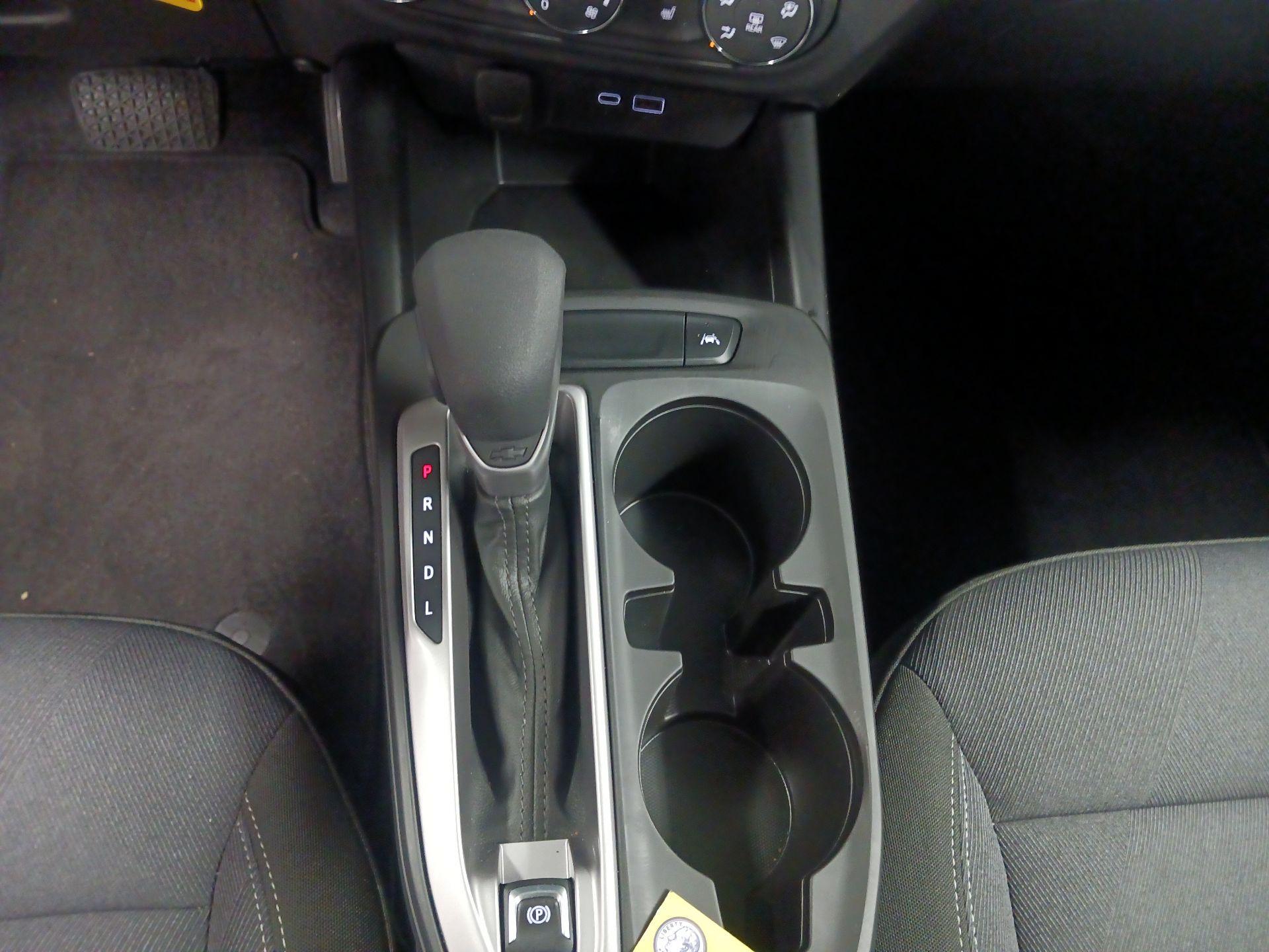 Thumbnail: 2026 Chevrolet Trax - 15