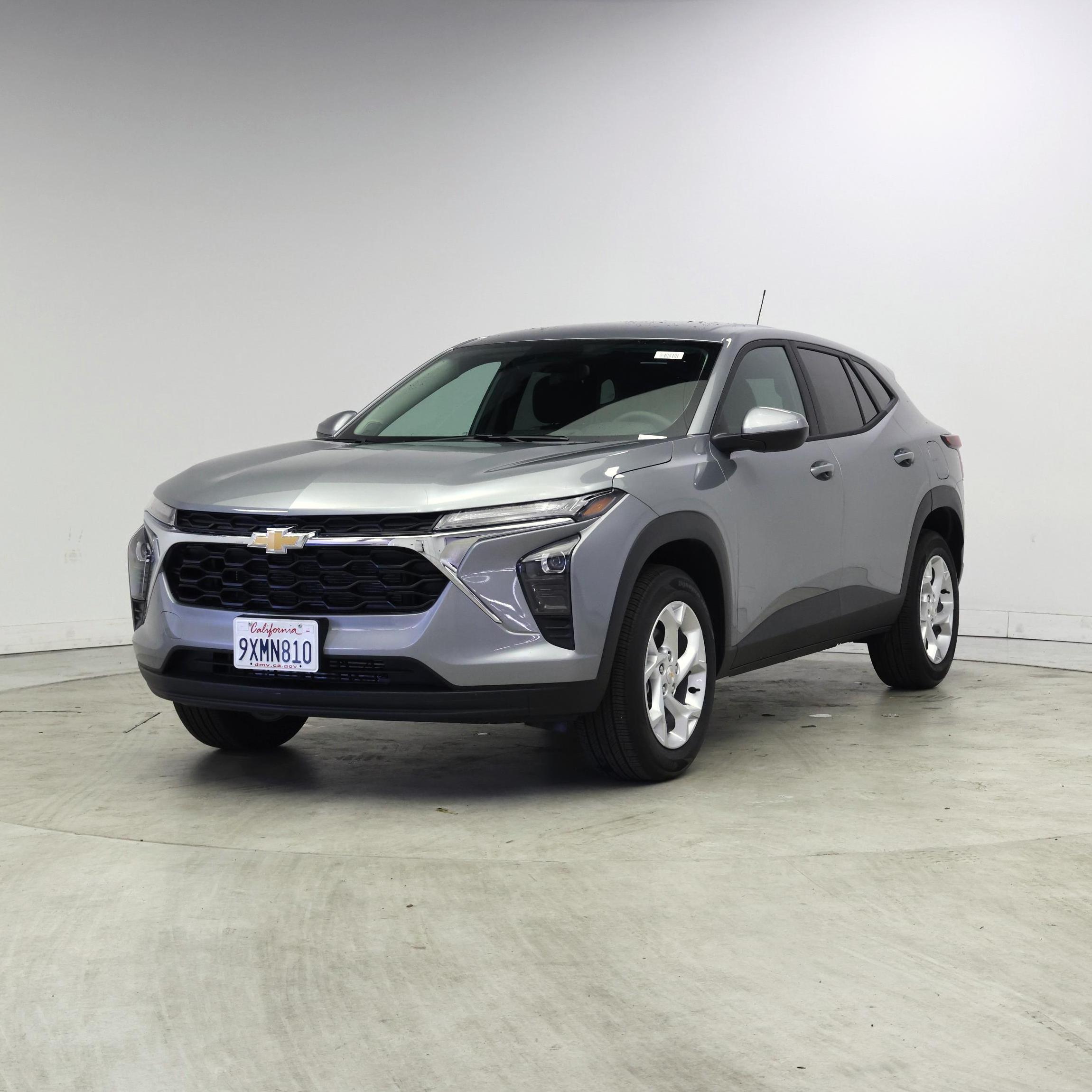 Thumbnail: 2026 Chevrolet Trax - 4