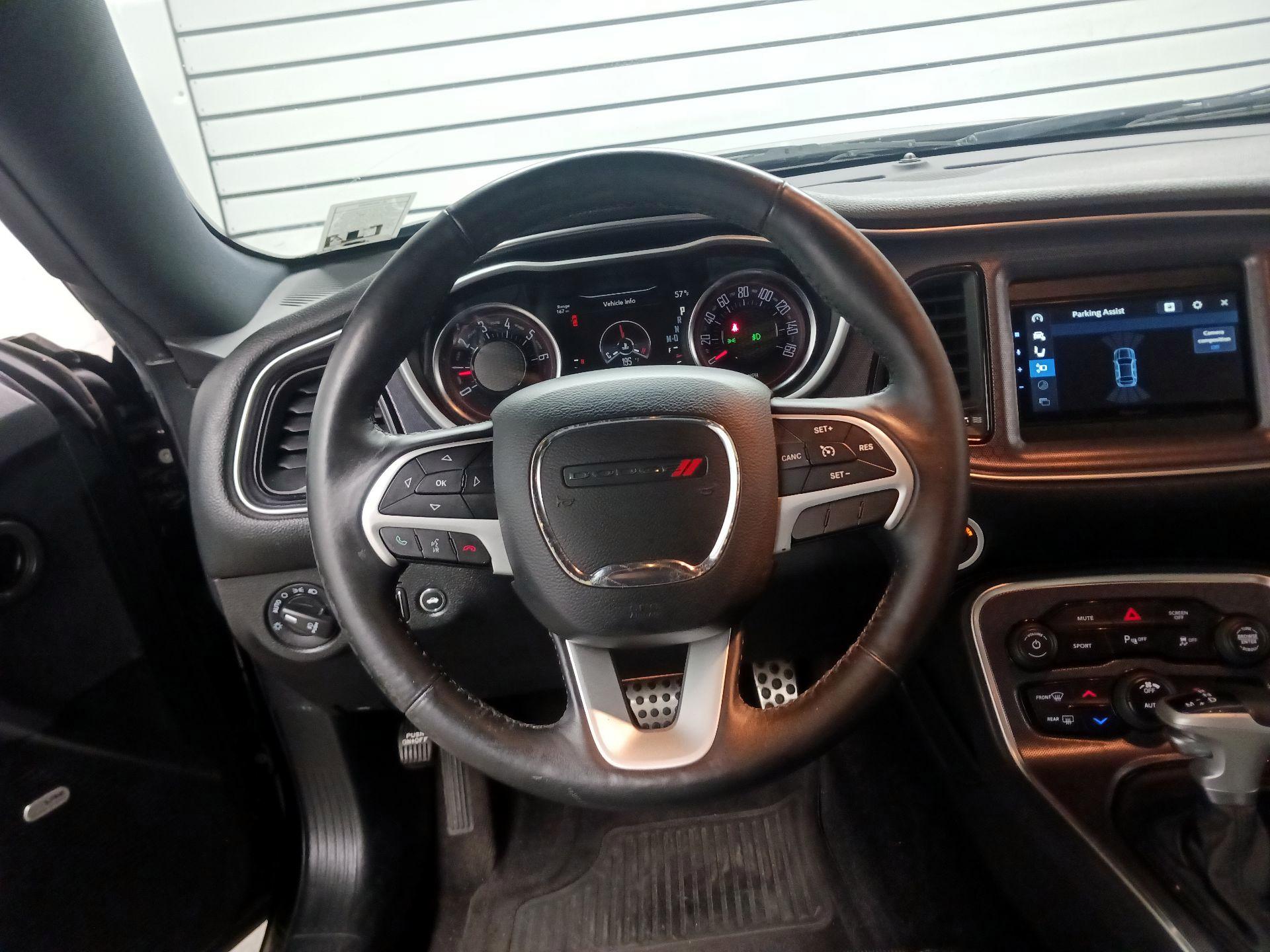 Thumbnail: 2017 Dodge Challenger - 10