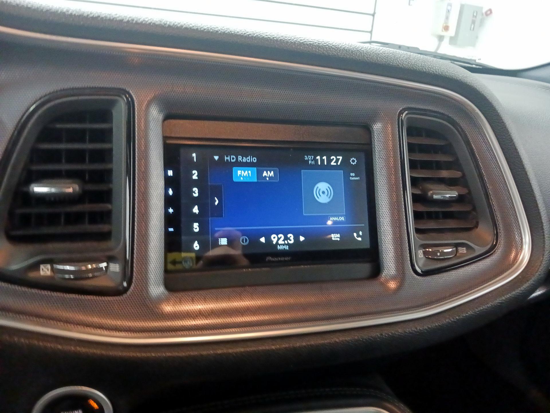 Thumbnail: 2017 Dodge Challenger - 14