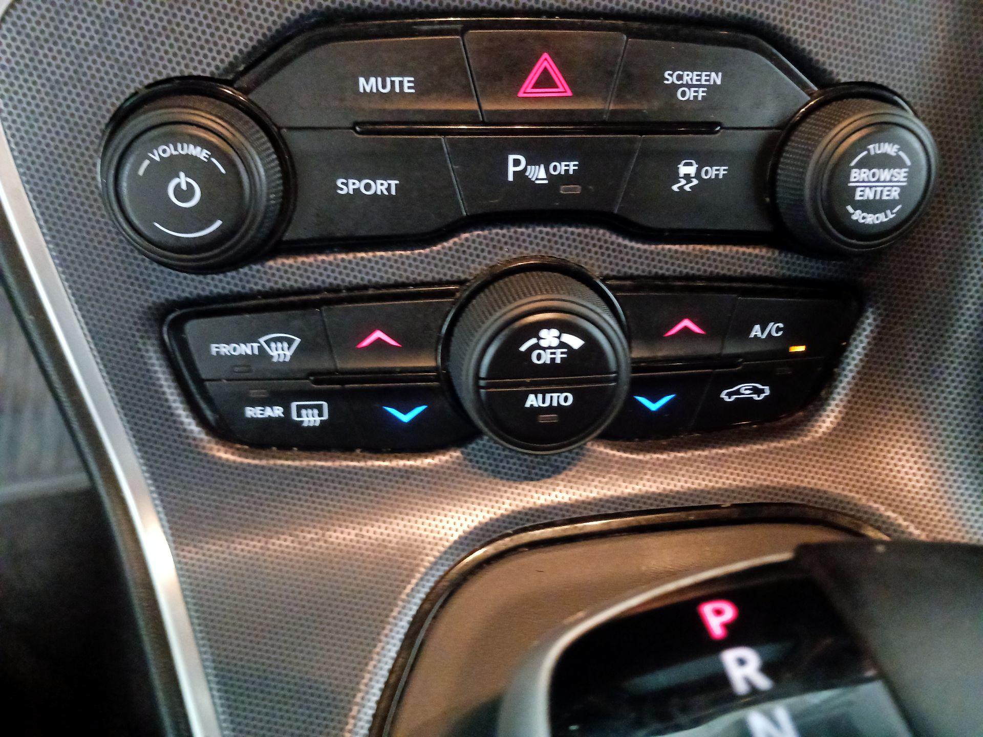 Thumbnail: 2017 Dodge Challenger - 15