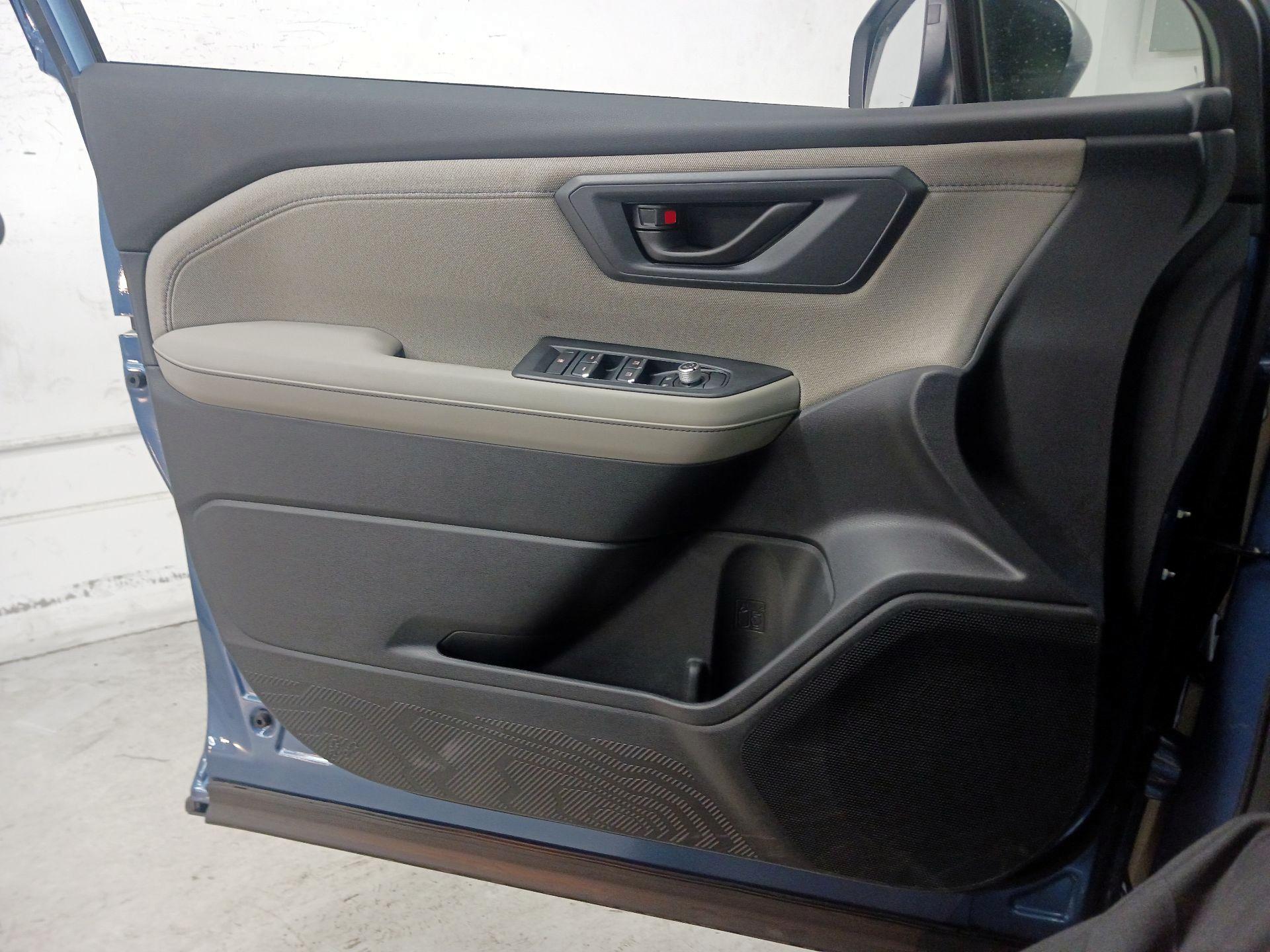 Thumbnail: 2025 Subaru Forester - 12