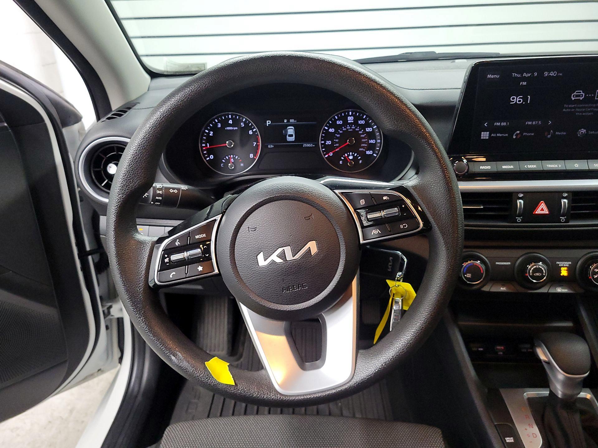 Thumbnail: 2023 Kia Forte - 10