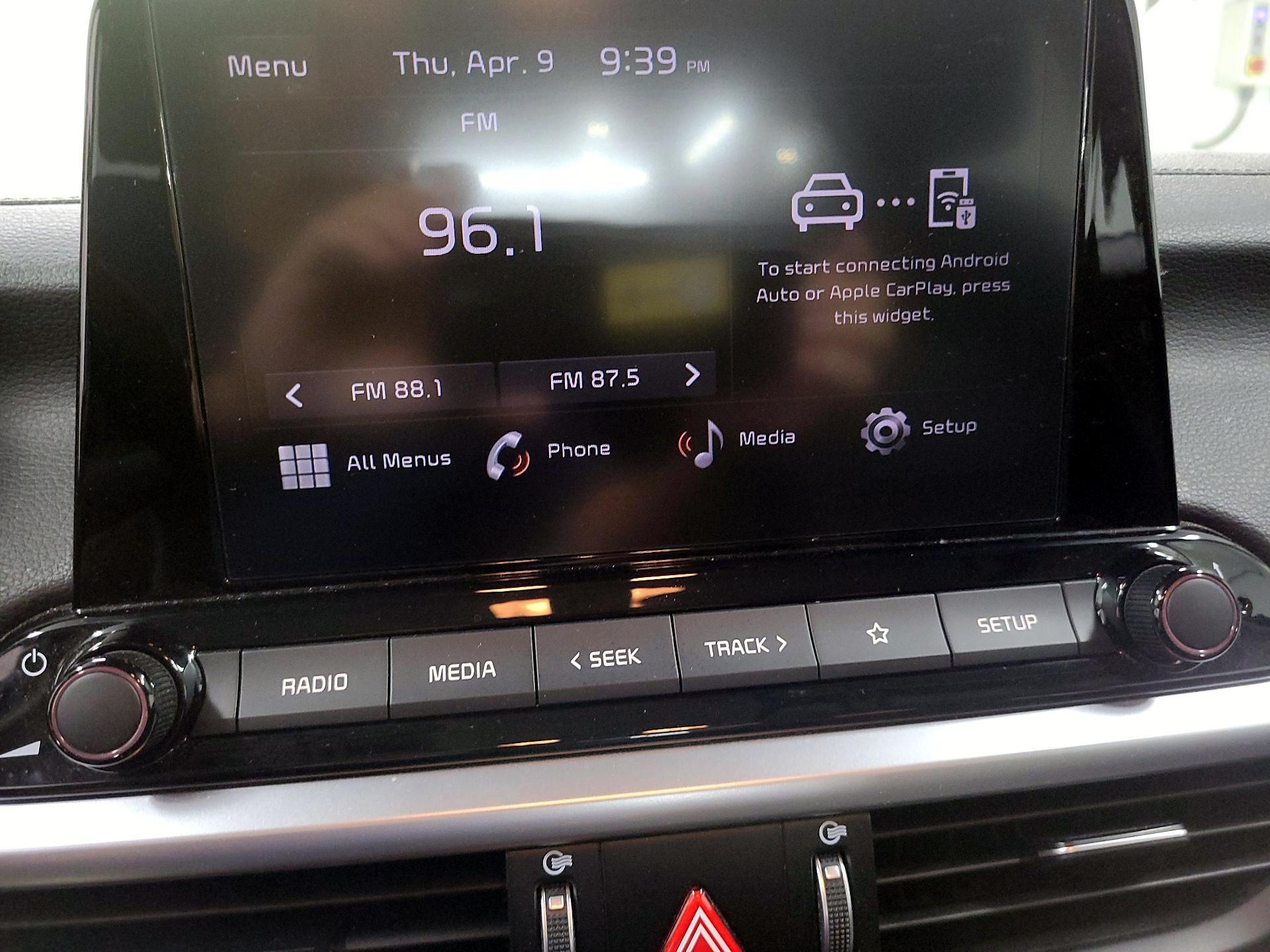 Thumbnail: 2023 Kia Forte - 14