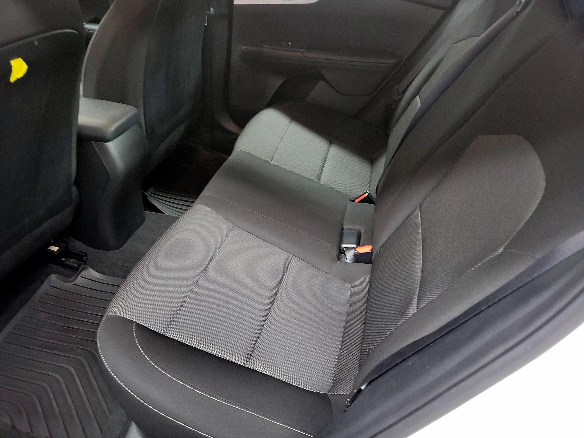 Thumbnail: 2023 Kia Forte - 17