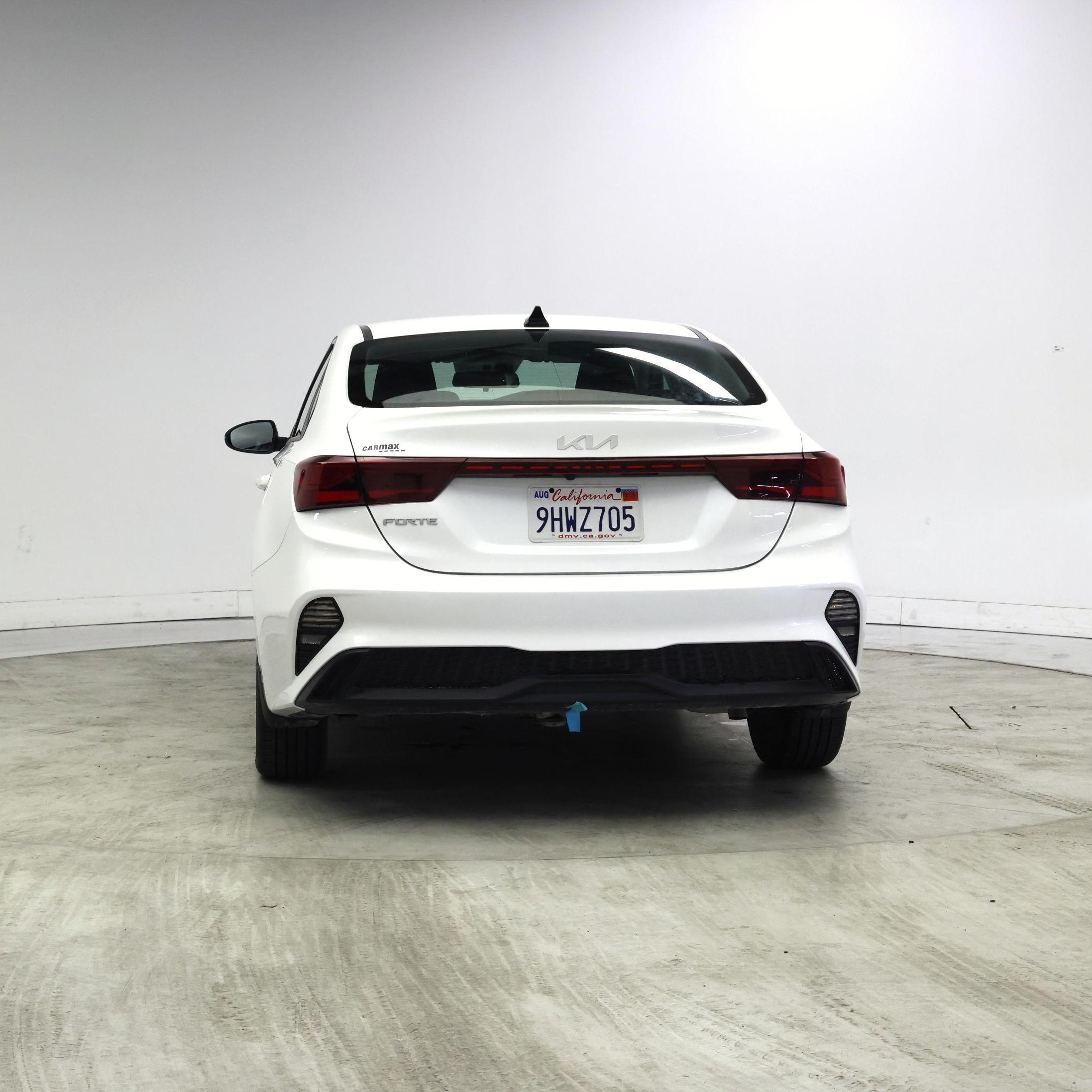 Thumbnail: 2023 Kia Forte - 6