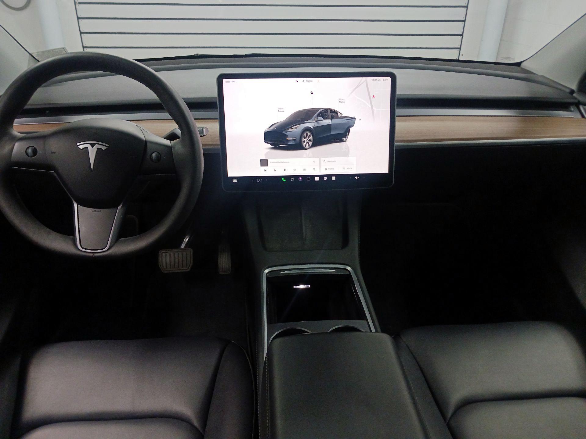 Thumbnail: 2024 Tesla Model Y - 9