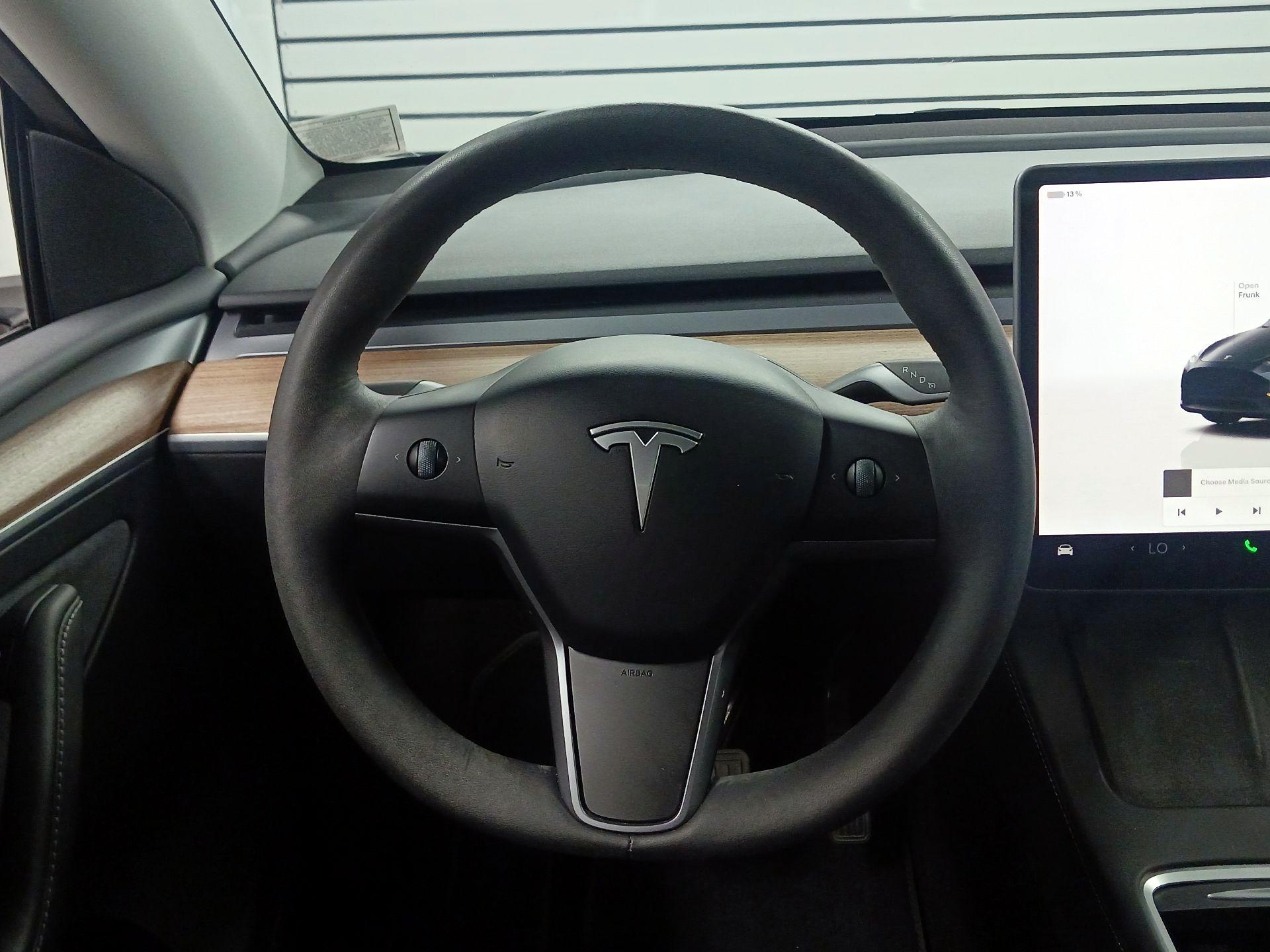 Thumbnail: 2024 Tesla Model Y - 10