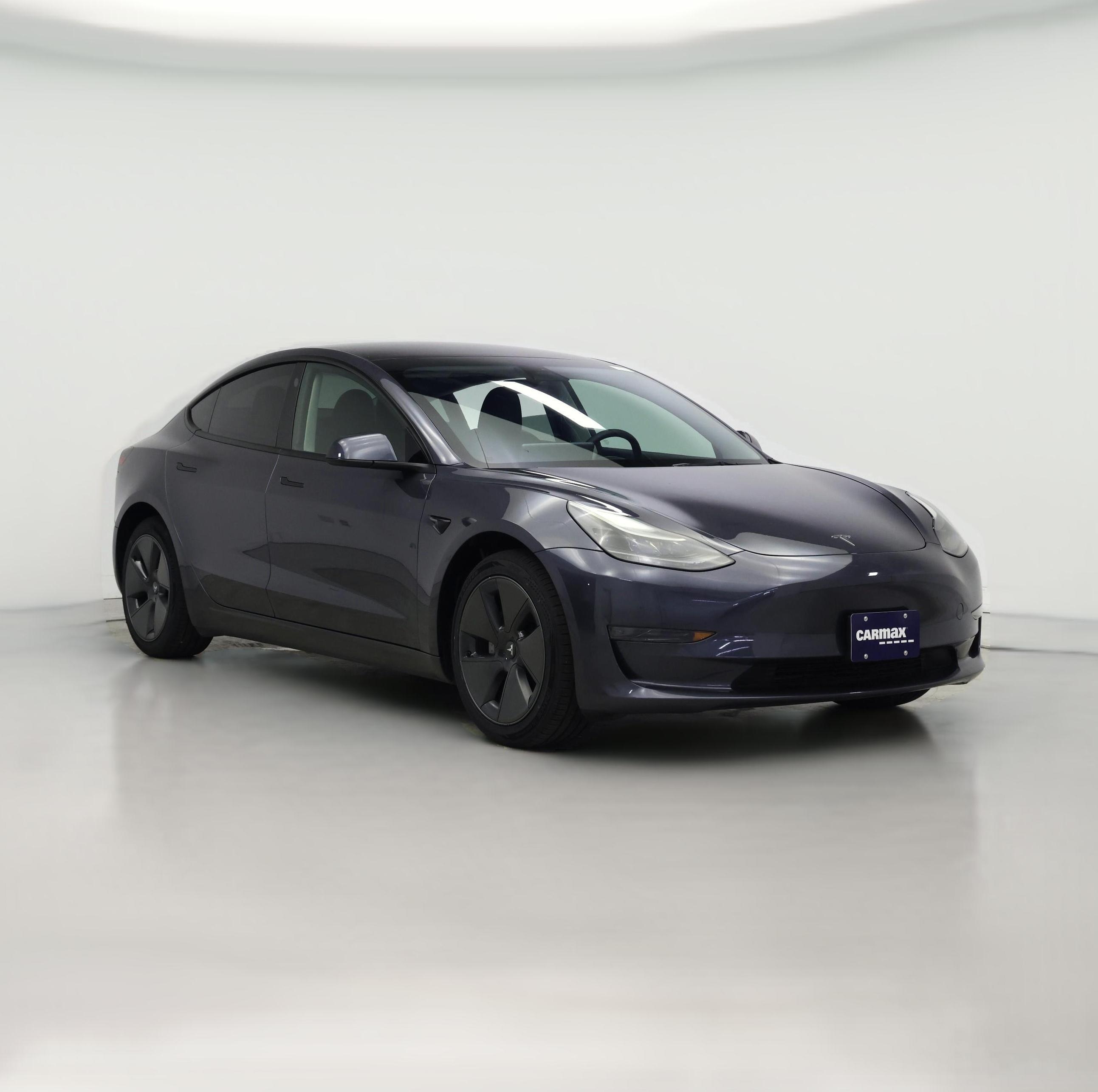 Thumbnail: 2023 Tesla Model 3 - 1