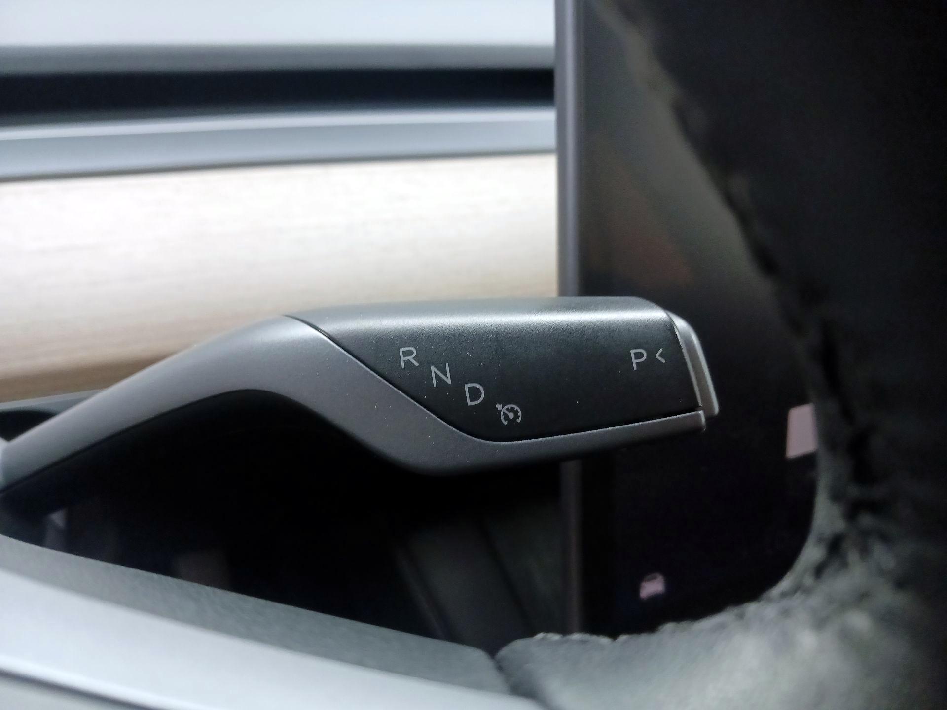 Thumbnail: 2023 Tesla Model 3 - 15