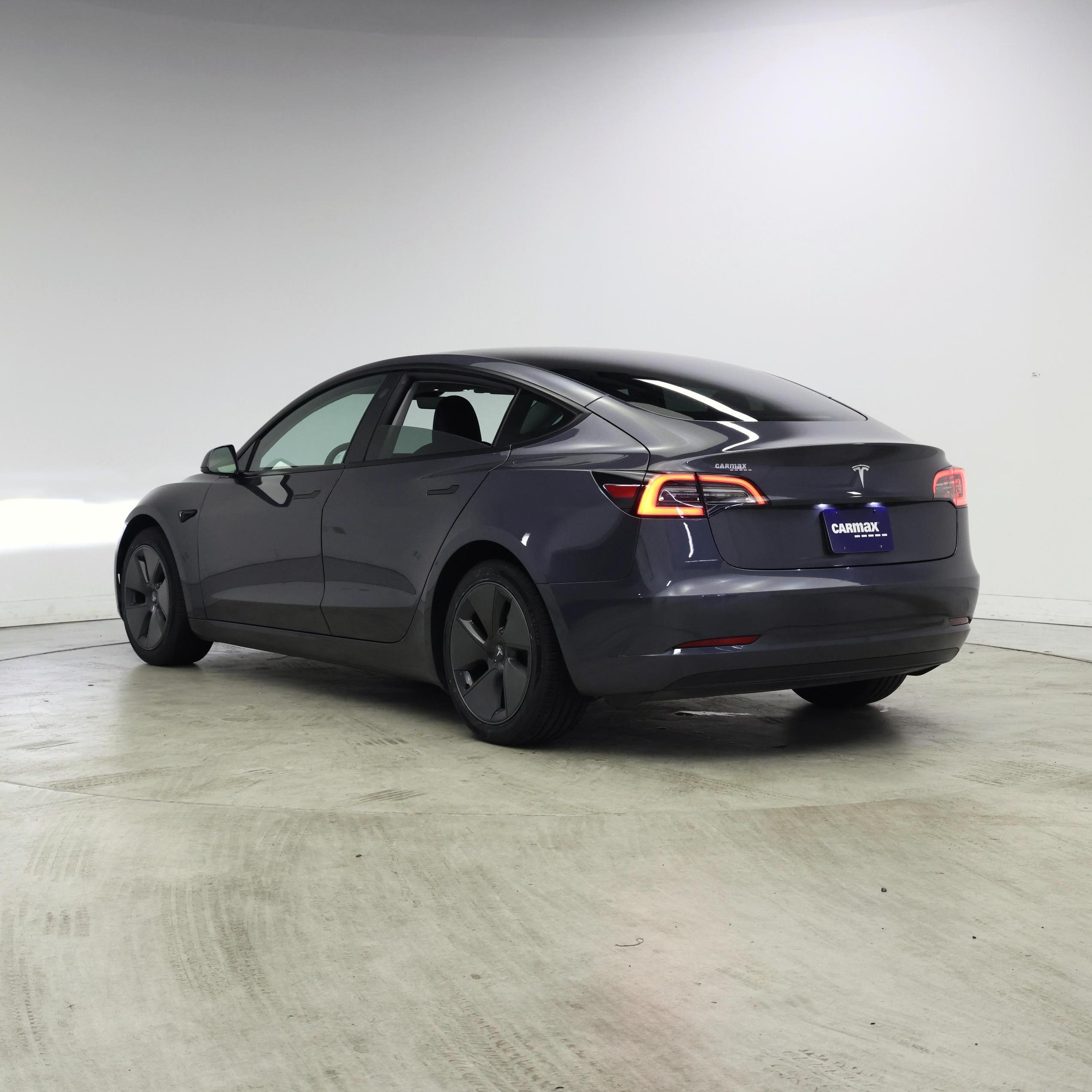 Thumbnail: 2023 Tesla Model 3 - 2