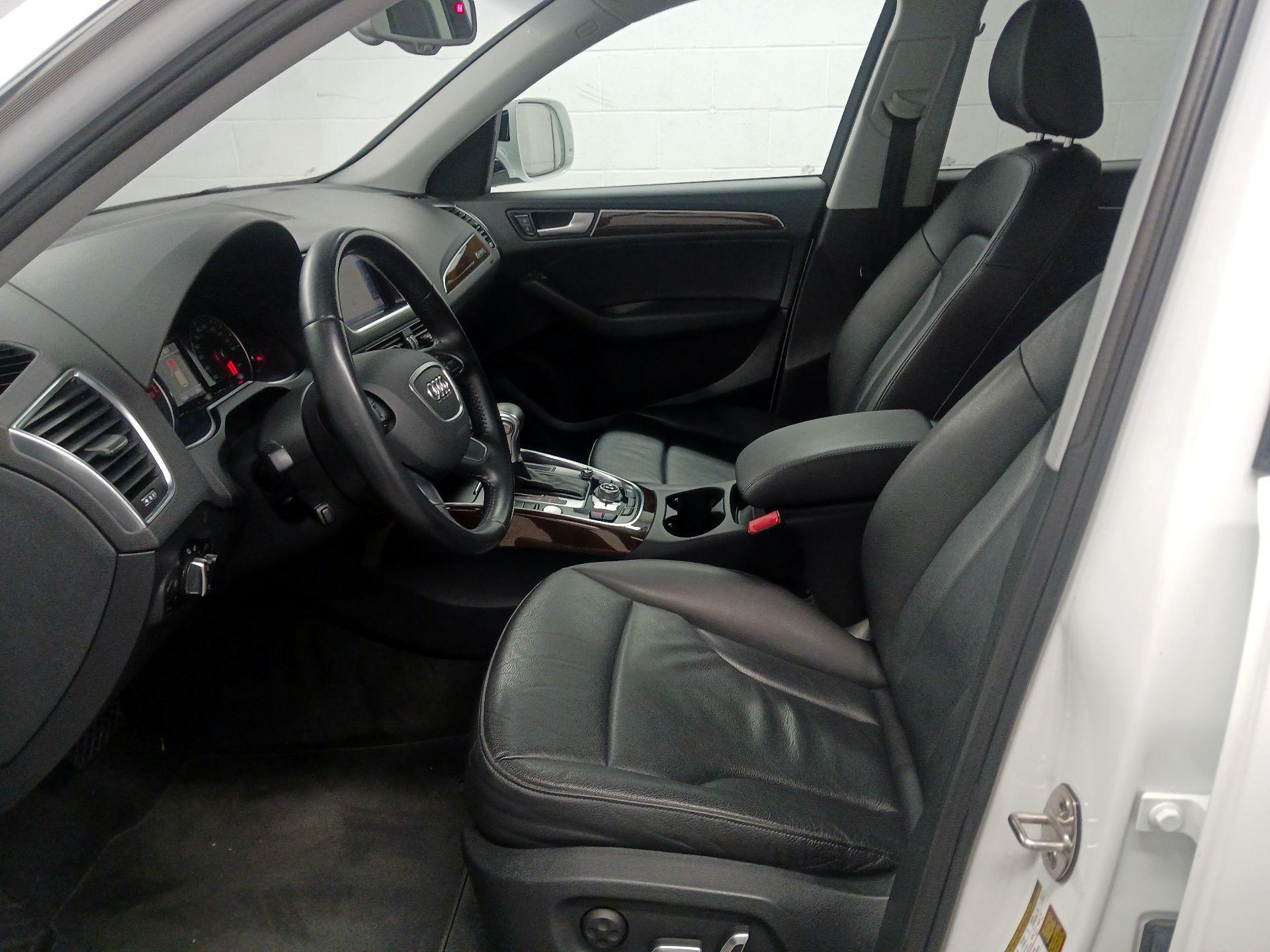 Thumbnail: 2015 Audi Q5 - 11