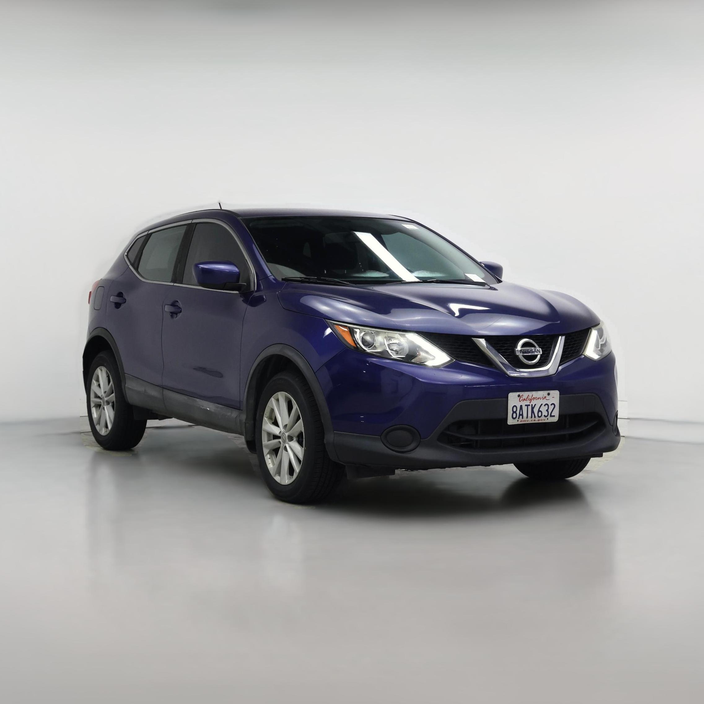 Thumbnail: 2017 Nissan Rogue Sport - 1