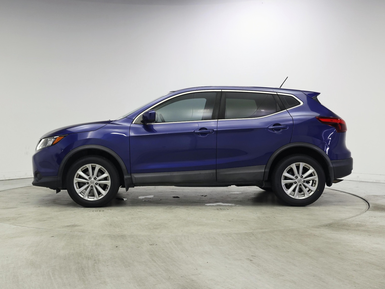 2017 Nissan Rogue Sport S - Photo 4