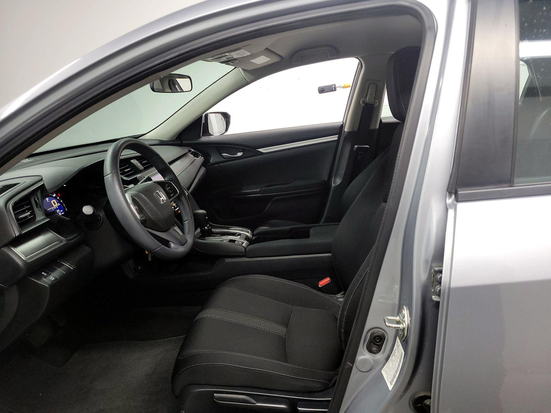 Thumbnail: 2016 Honda Civic - 11