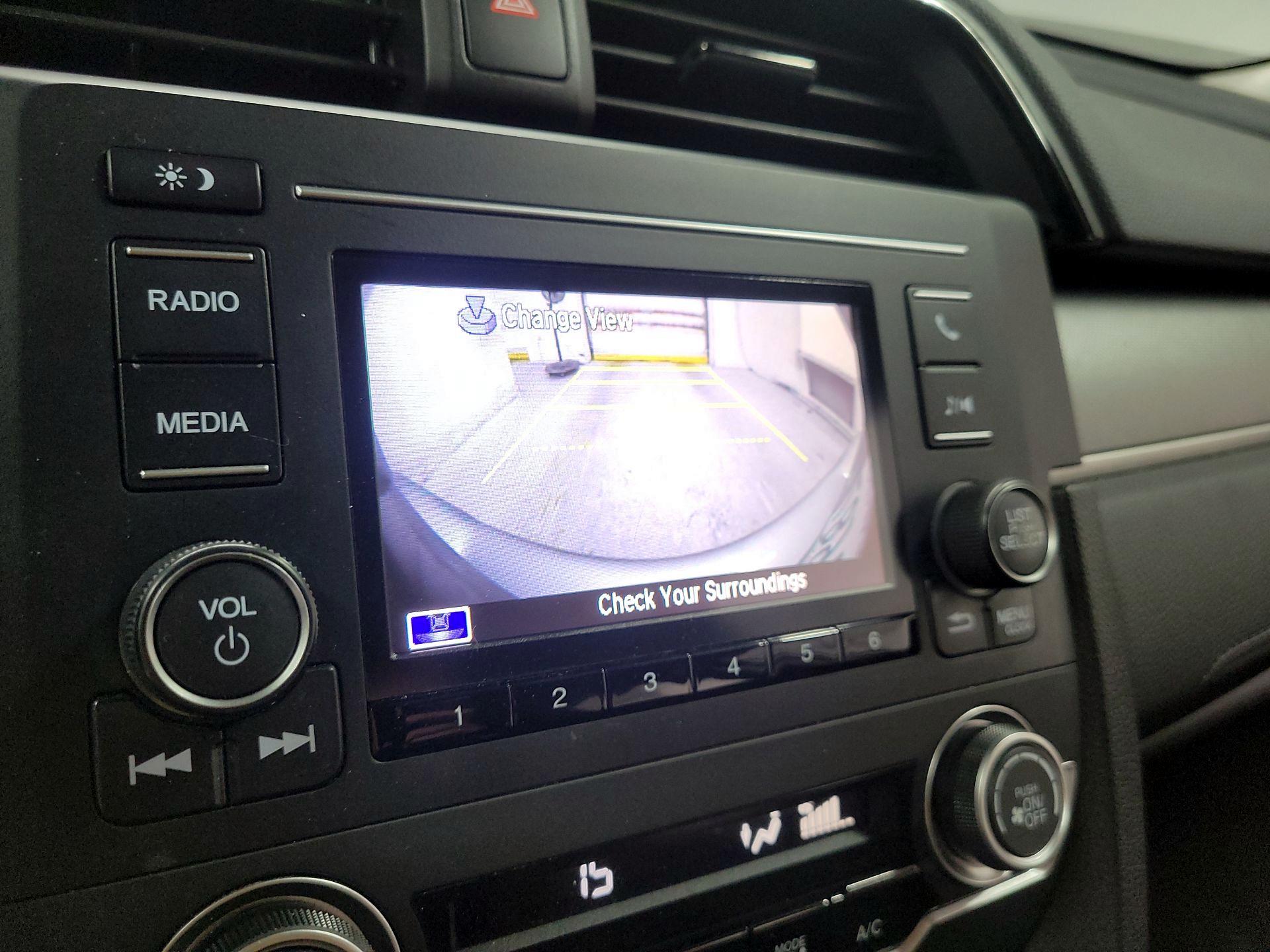 Thumbnail: 2016 Honda Civic - 14