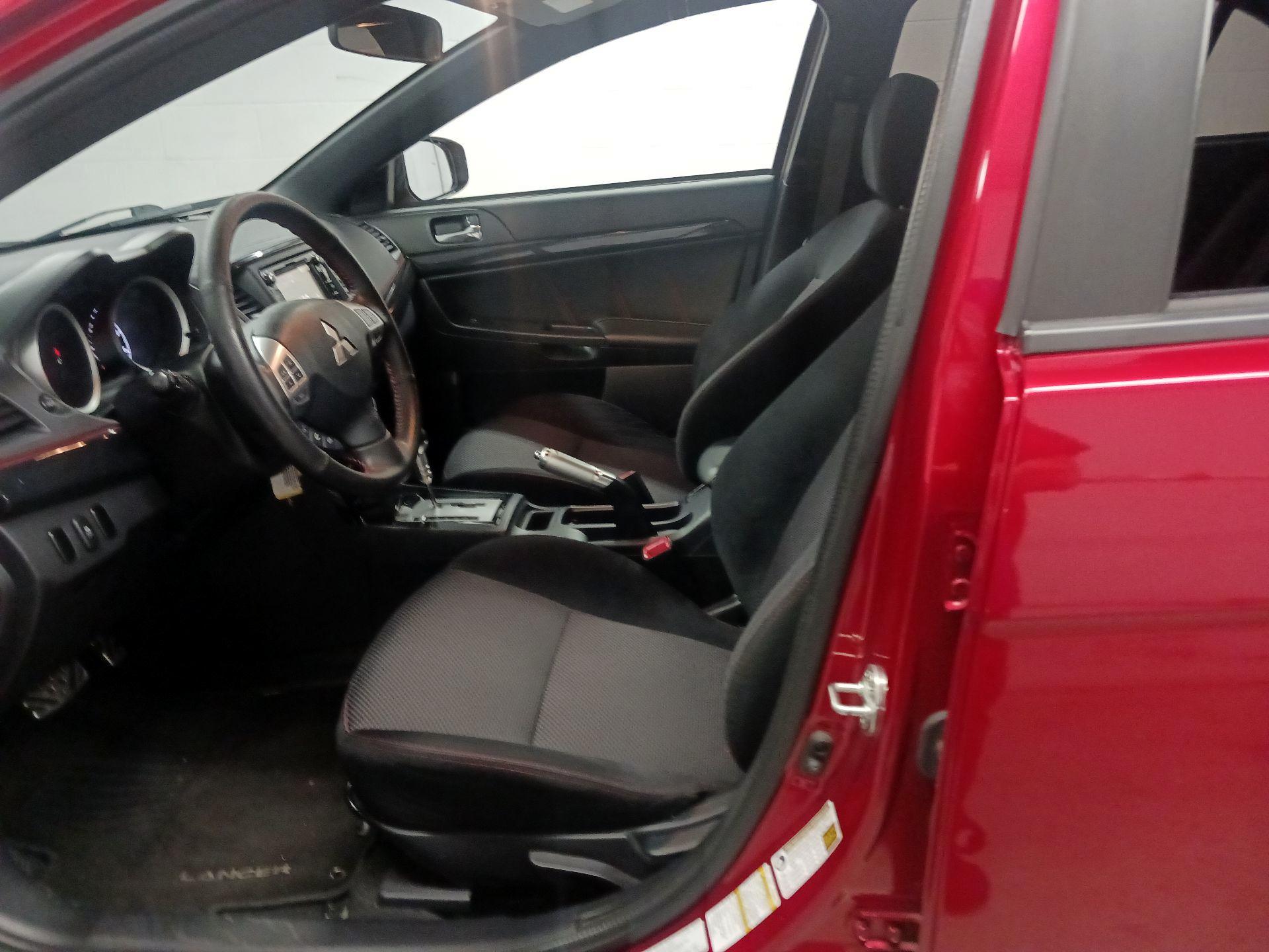 Thumbnail: 2017 Mitsubishi Lancer - 11