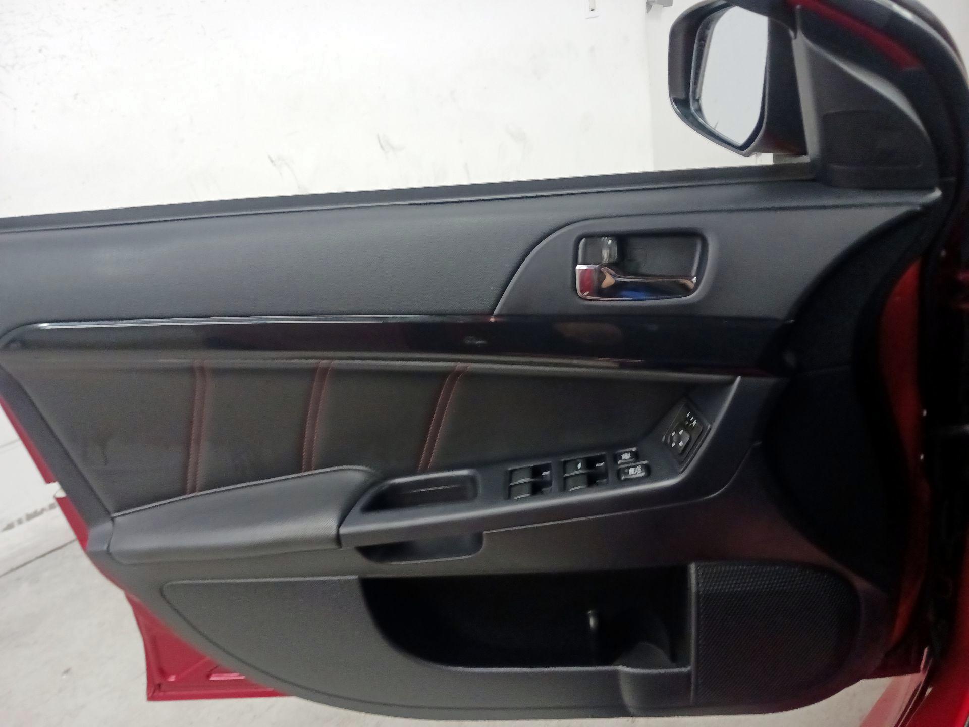 Thumbnail: 2017 Mitsubishi Lancer - 12