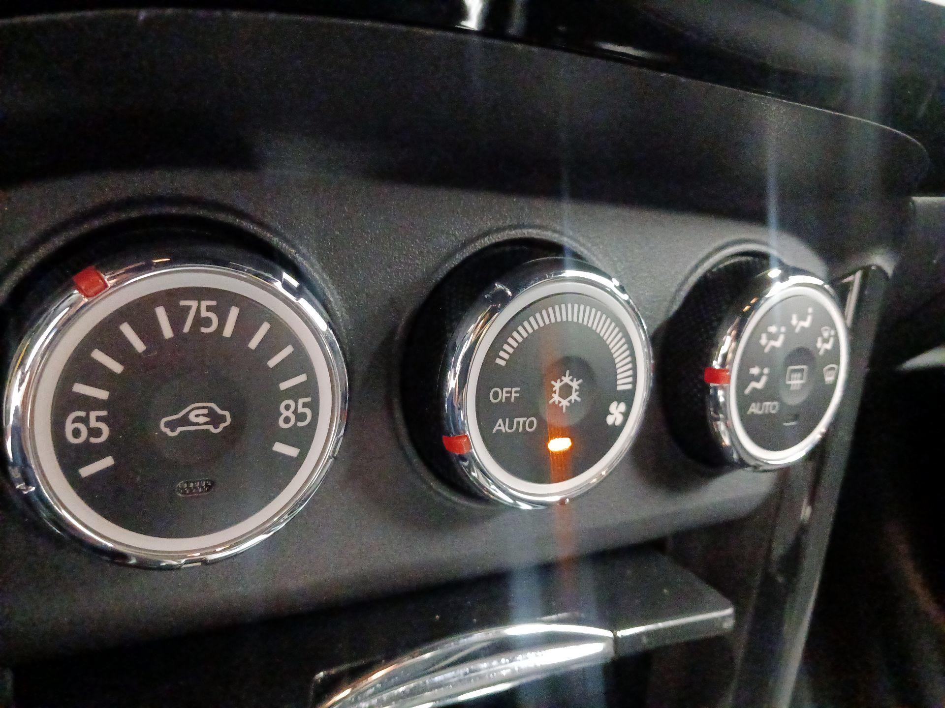 Thumbnail: 2017 Mitsubishi Lancer - 16