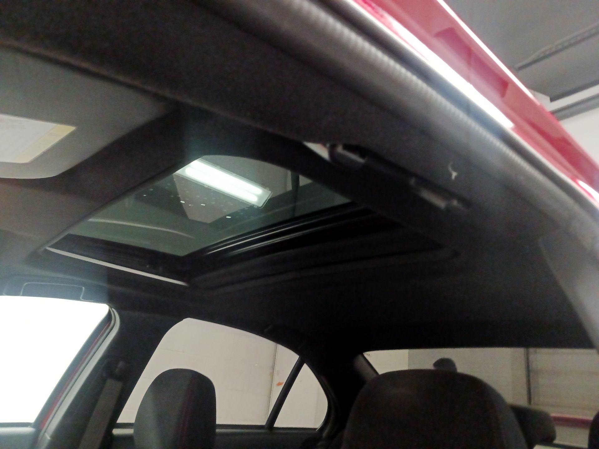 Thumbnail: 2017 Mitsubishi Lancer - 19