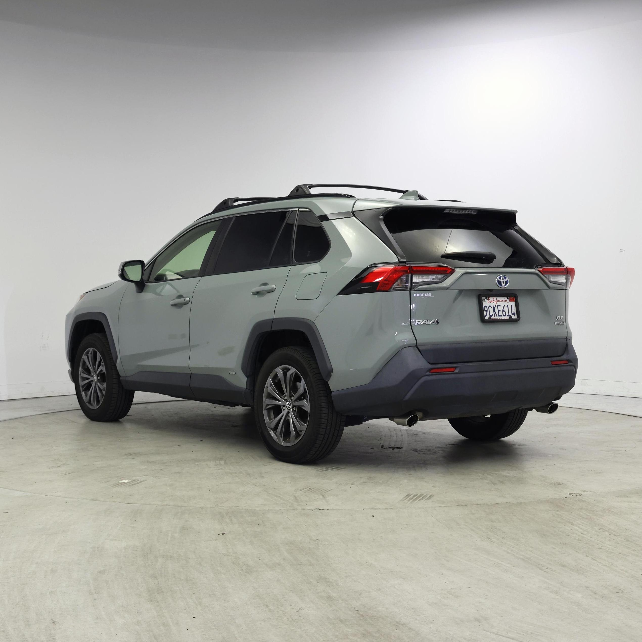 Thumbnail: 2022 Toyota RAV4 - 2