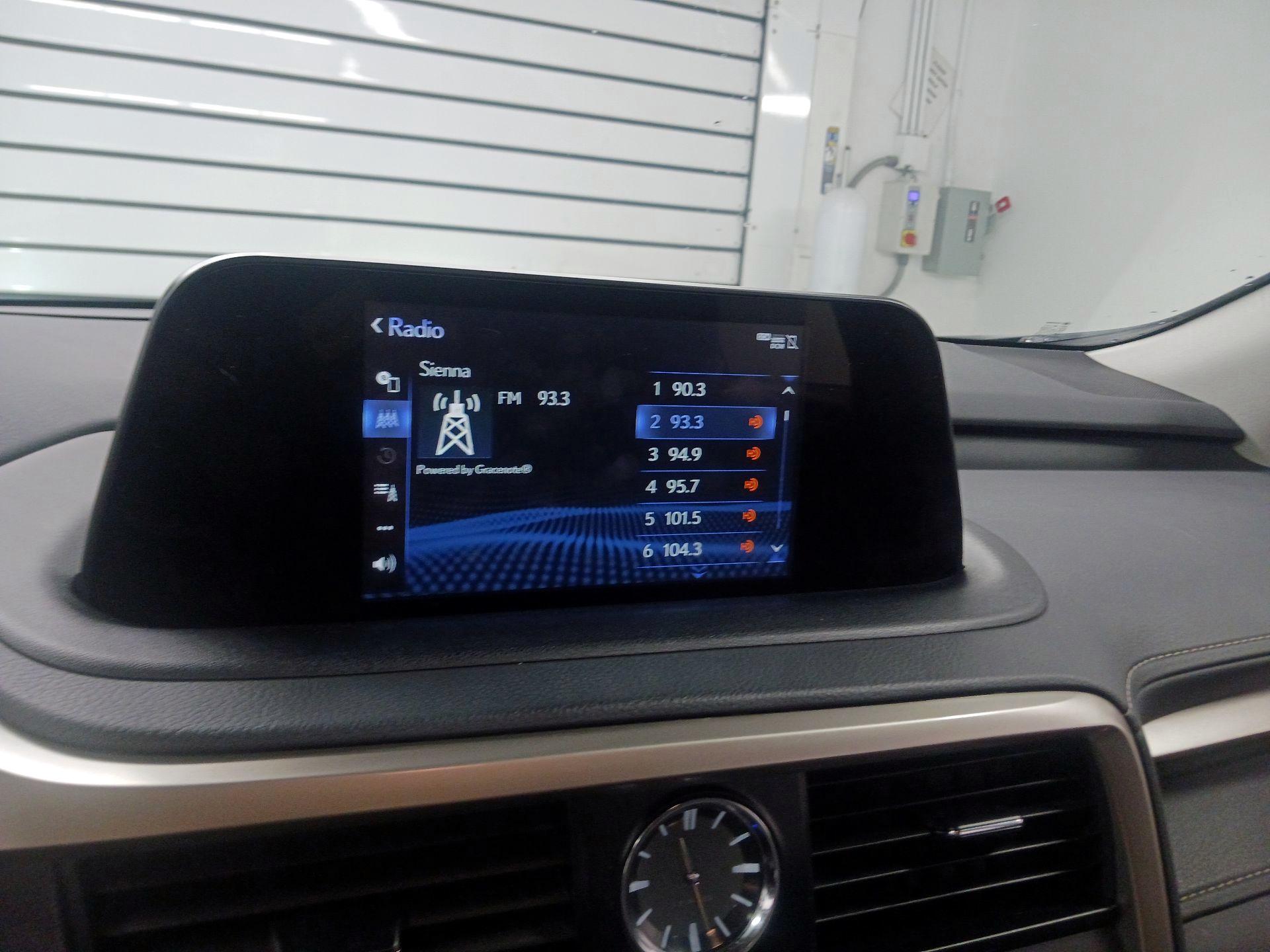 Thumbnail: 2021 Lexus RX - 14