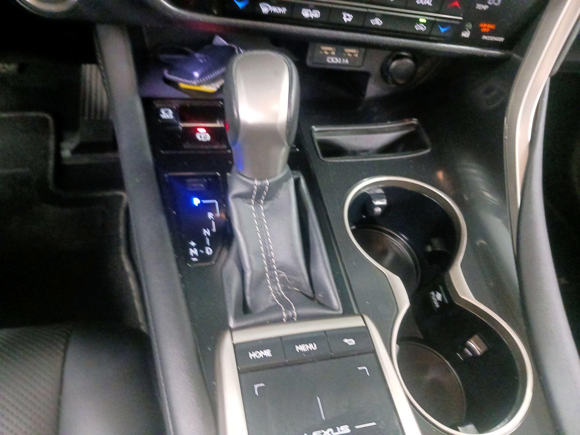 Thumbnail: 2021 Lexus RX - 16