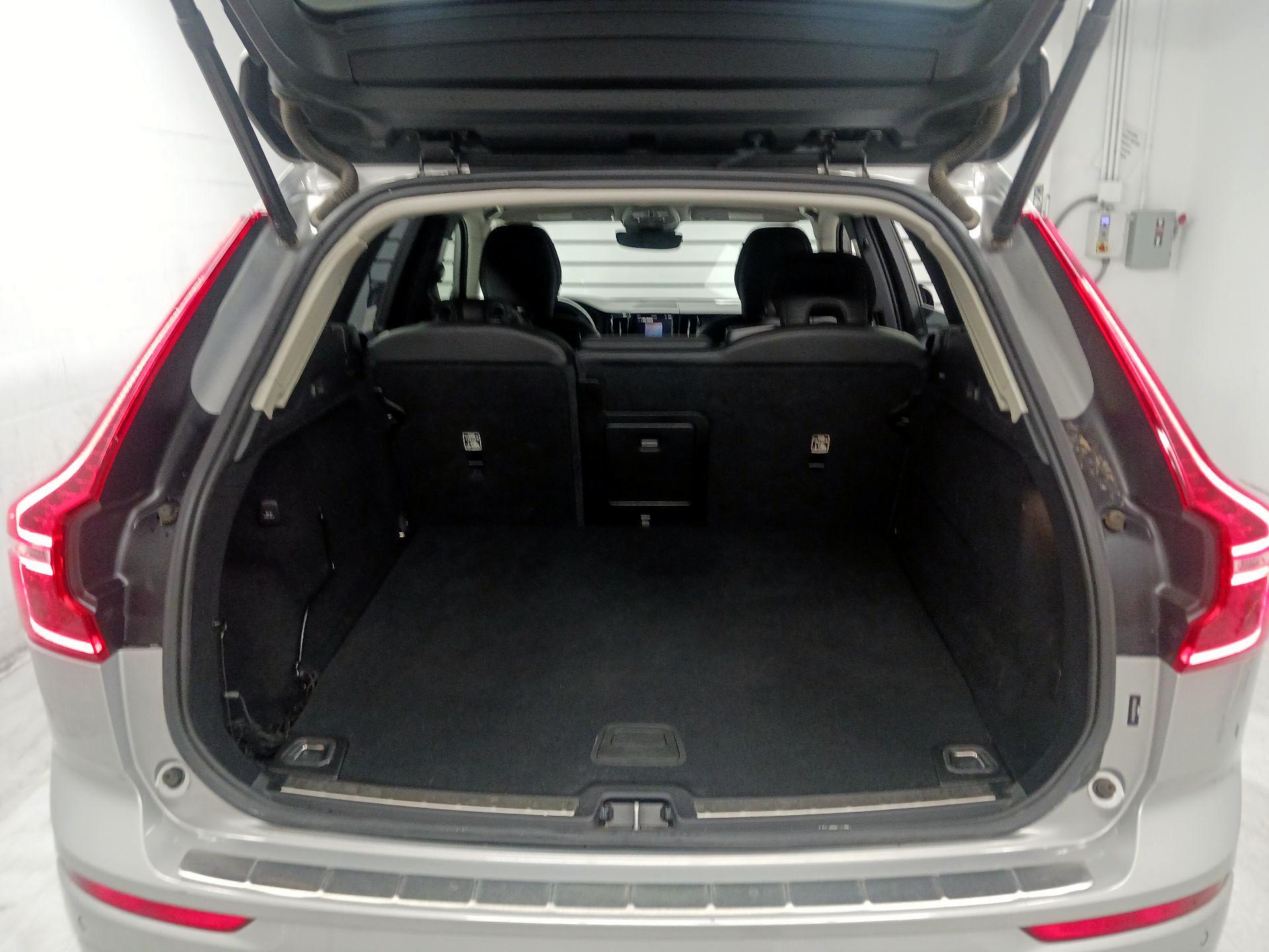 Thumbnail: 2024 Volvo XC60 - 18