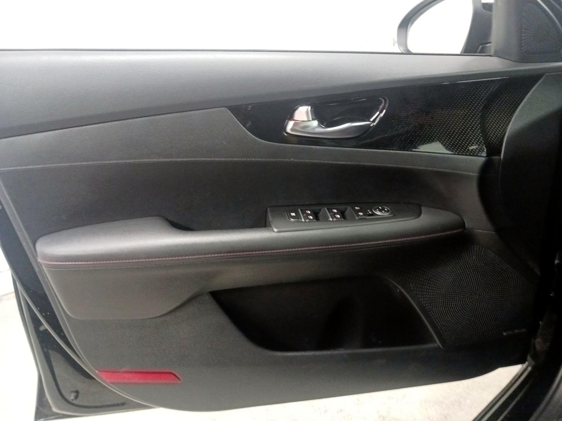 Thumbnail: 2023 Kia Forte - 12