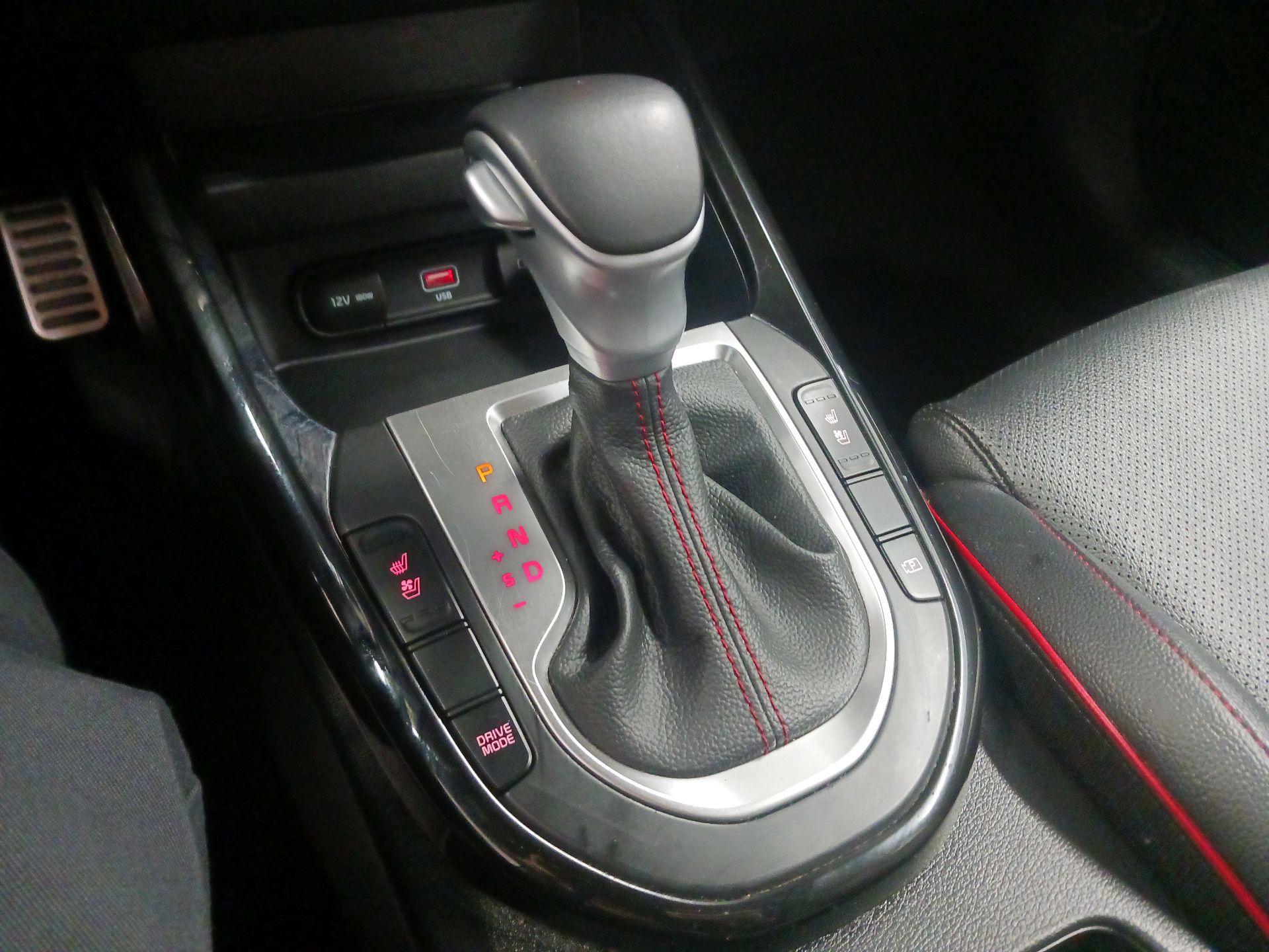 Thumbnail: 2023 Kia Forte - 15