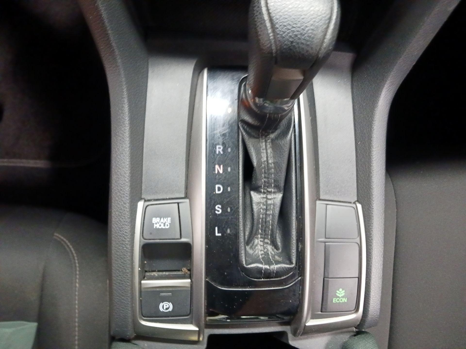 Thumbnail: 2019 Honda Civic - 16