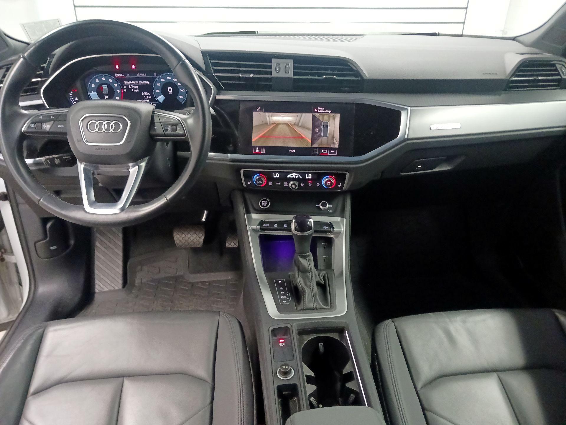 Thumbnail: 2022 Audi Q3 - 9