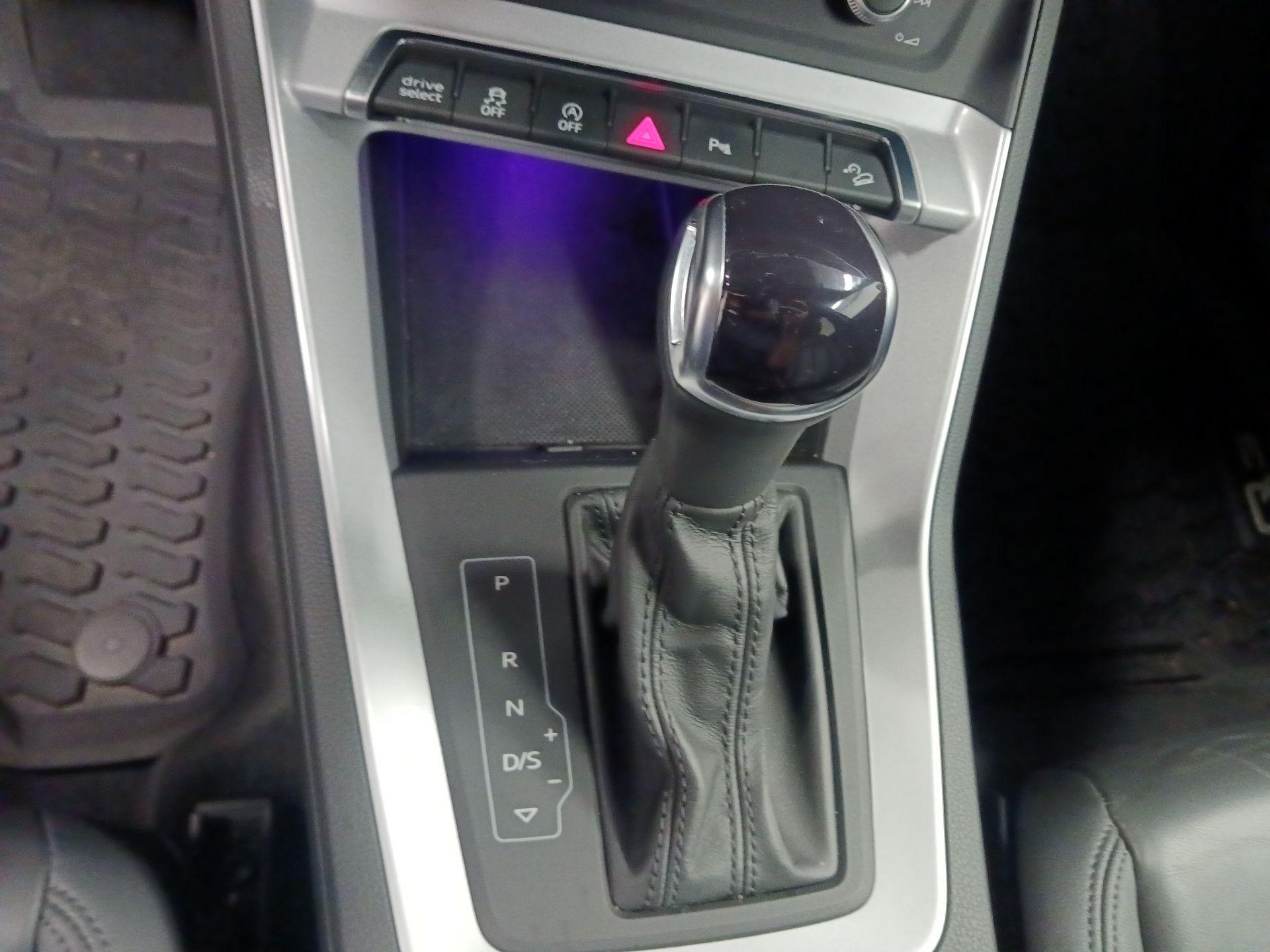 Thumbnail: 2022 Audi Q3 - 17