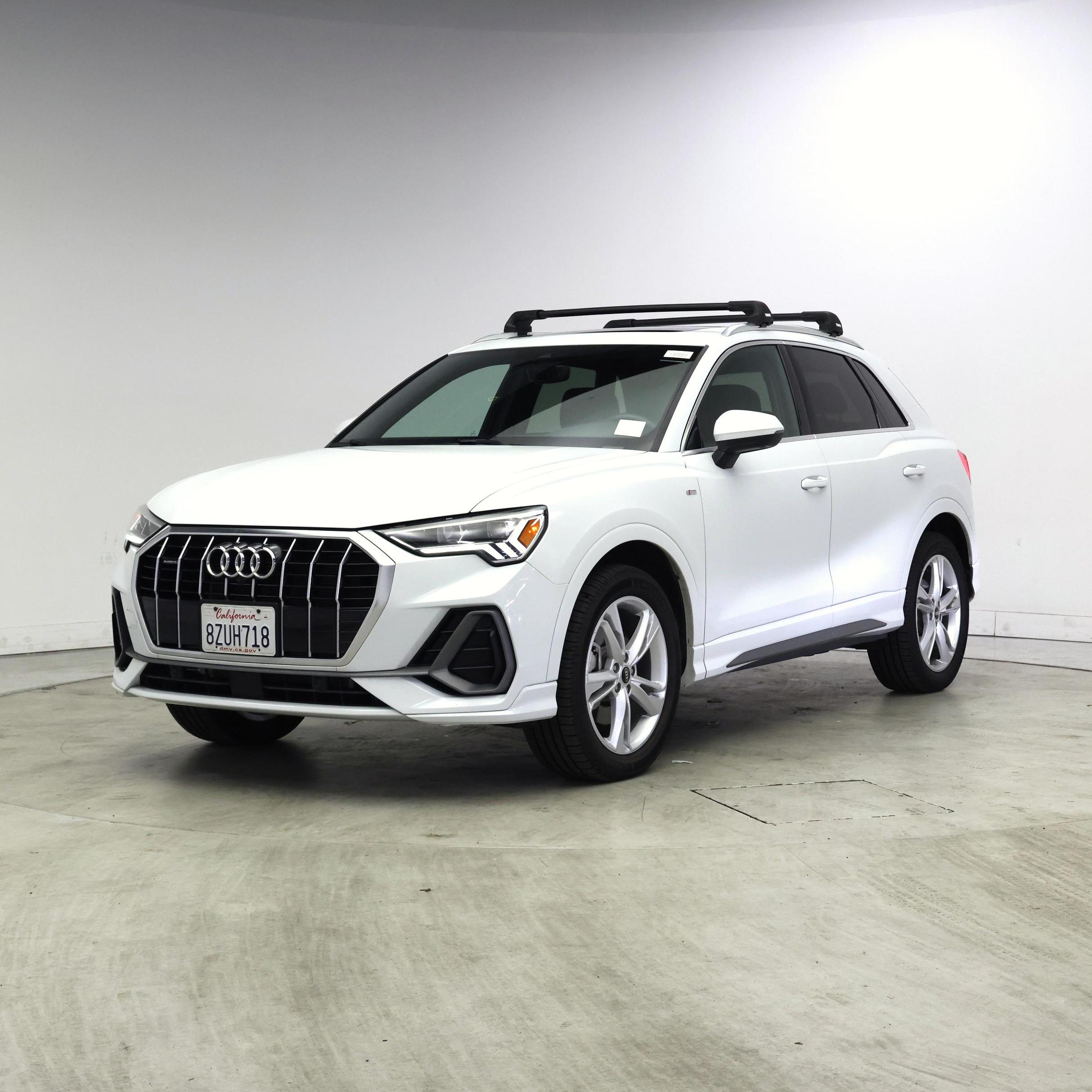 Thumbnail: 2022 Audi Q3 - 4