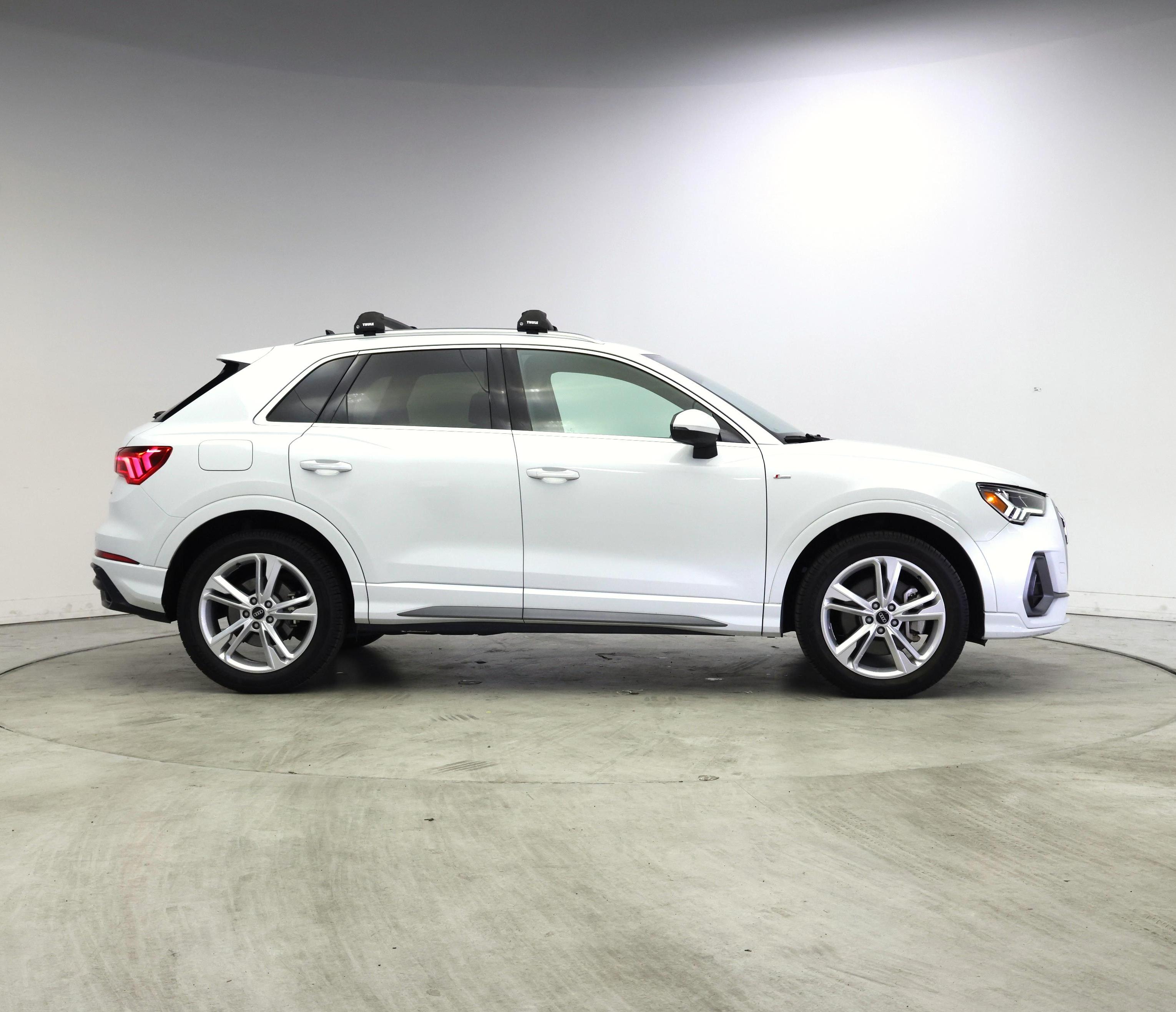 Thumbnail: 2022 Audi Q3 - 7