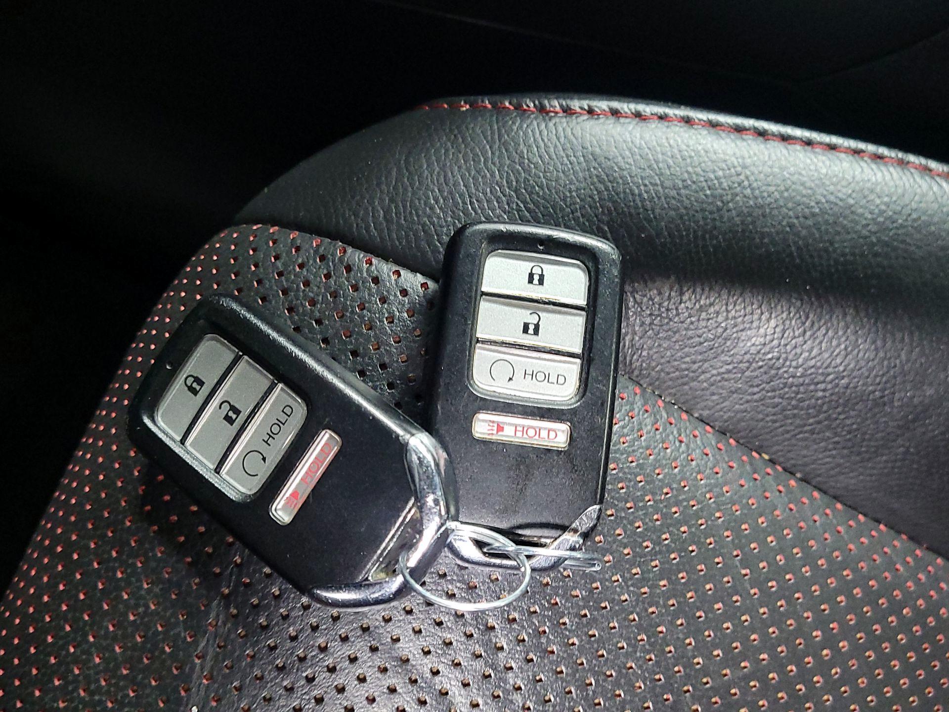 Thumbnail: 2017 Honda Ridgeline - 19