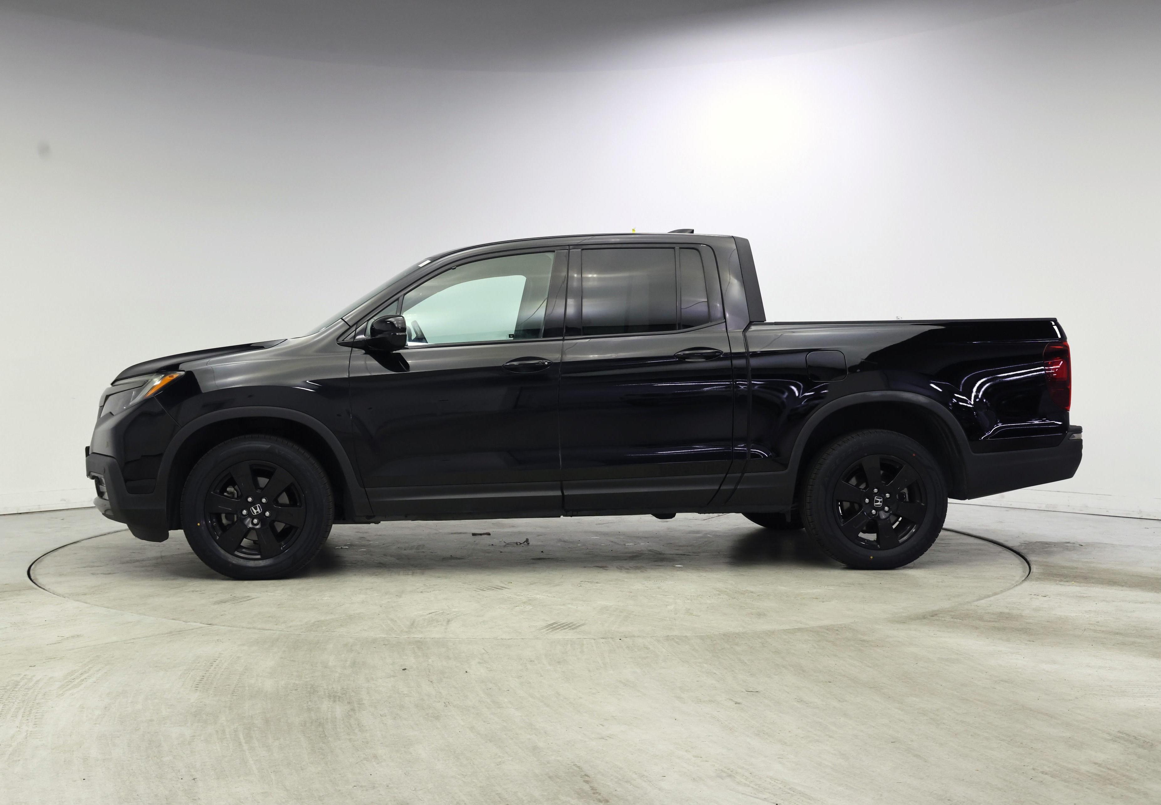 Thumbnail: 2017 Honda Ridgeline - 3