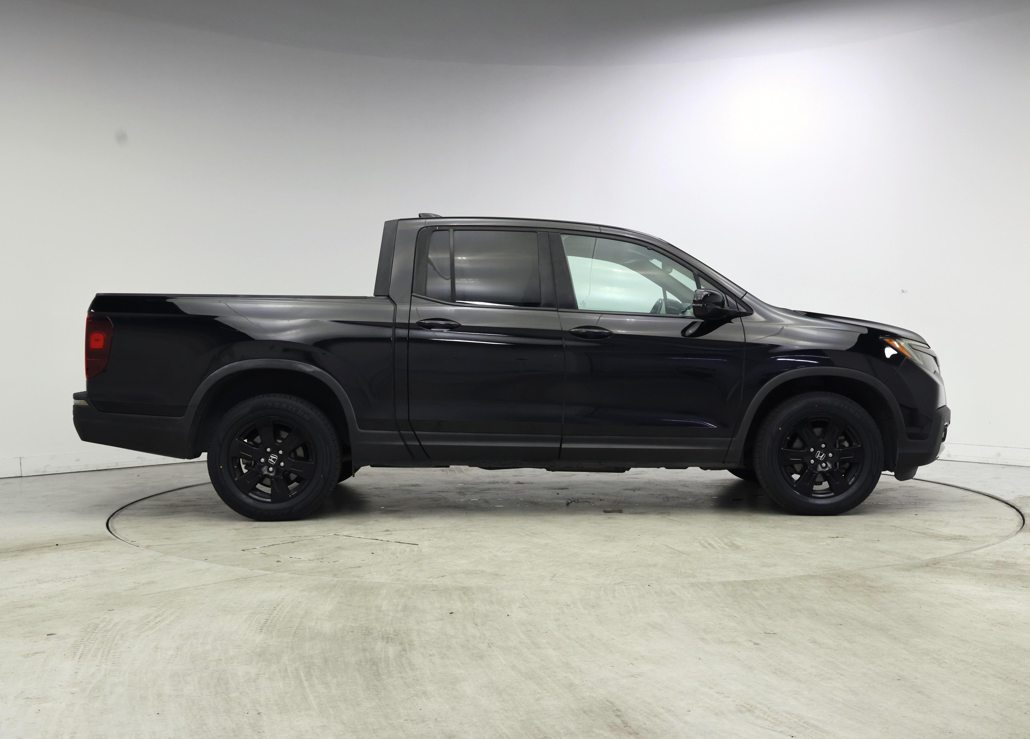 Thumbnail: 2017 Honda Ridgeline - 7