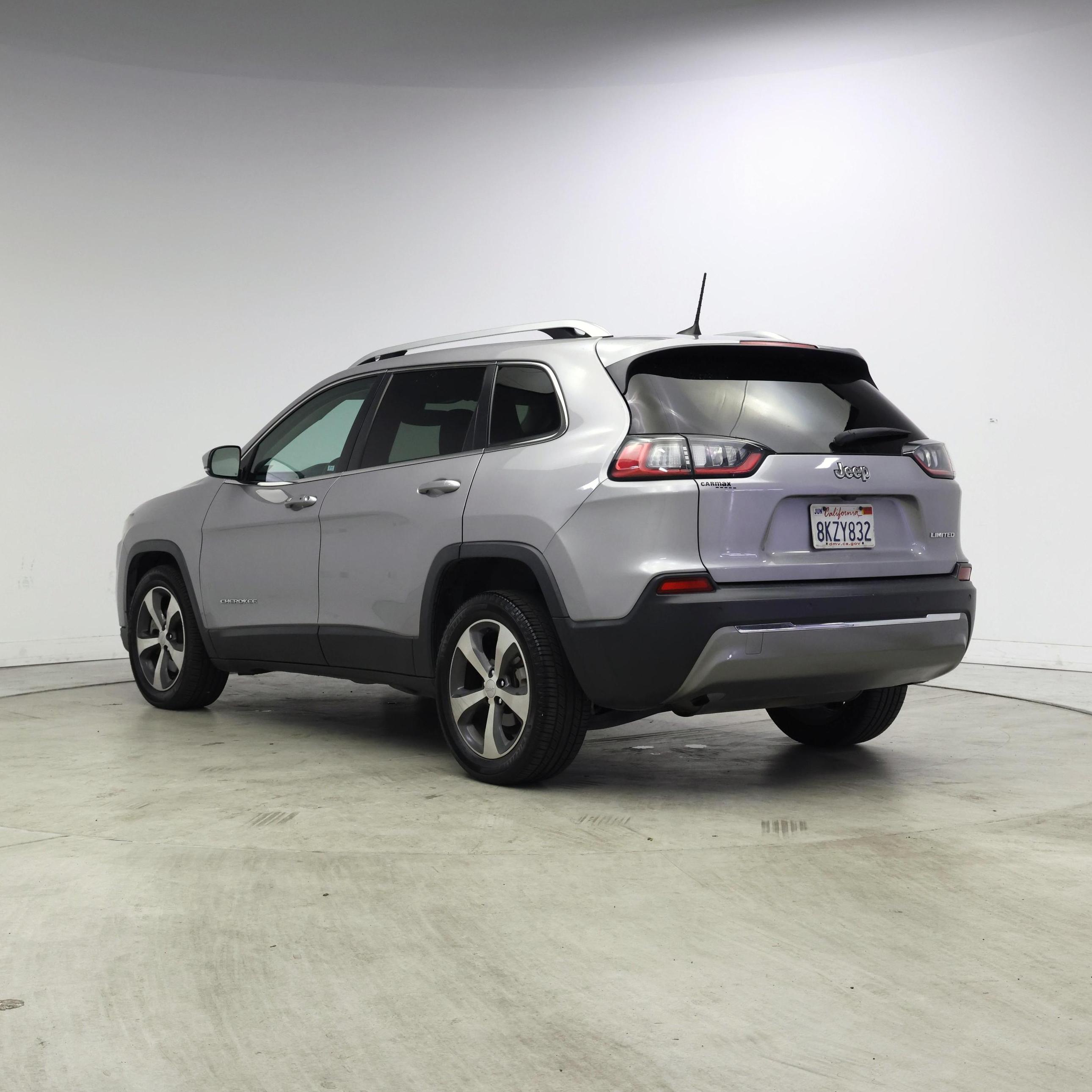 Thumbnail: 2019 Jeep Cherokee - 2